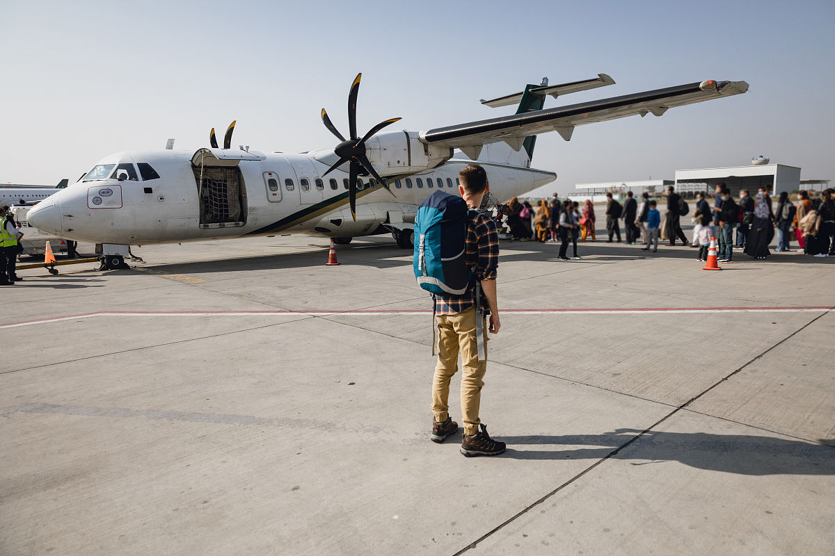 武汉纺织大学学院航空直升机专业介绍