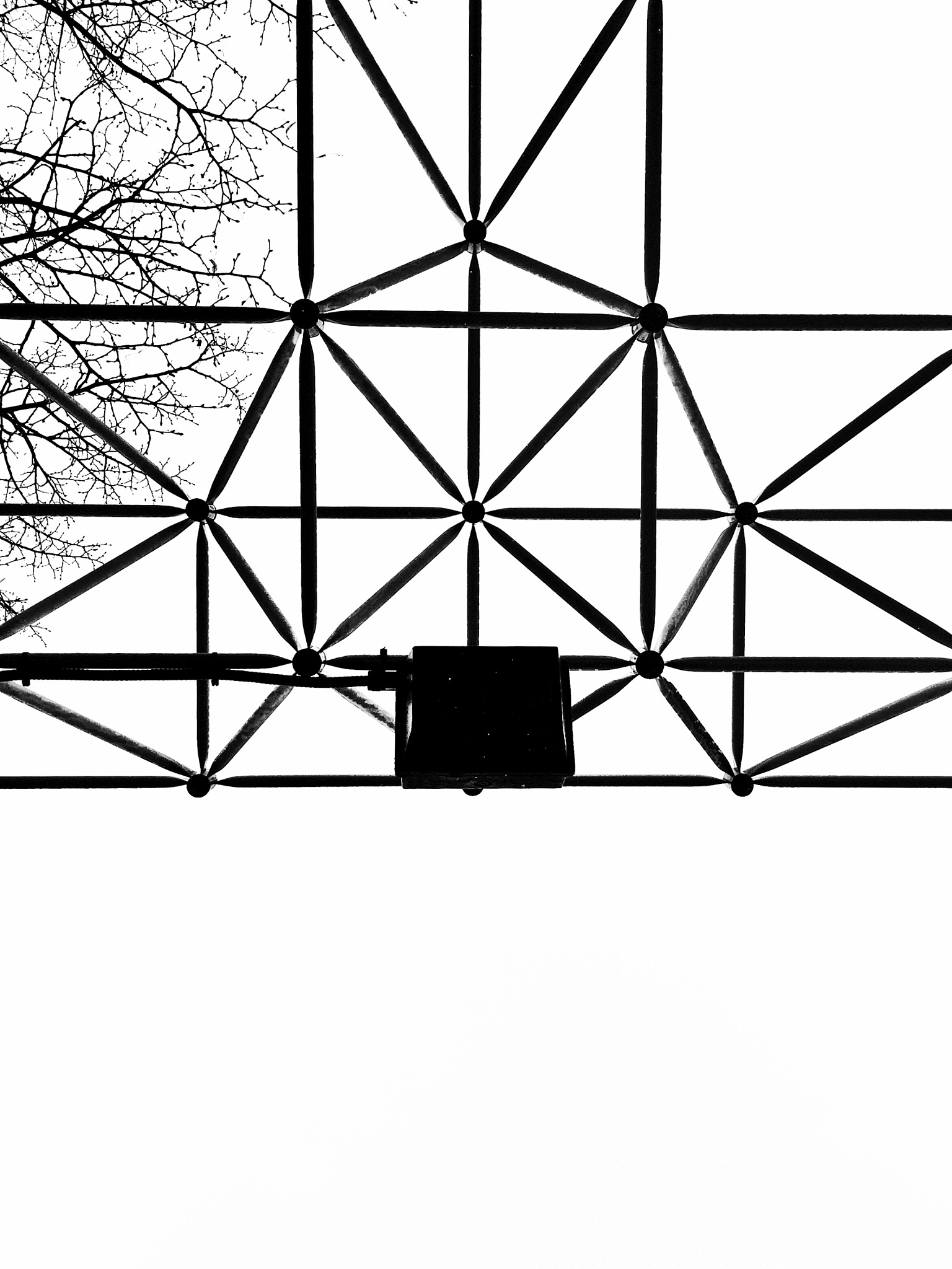 桁架结构形状：三角形不是唯一选择