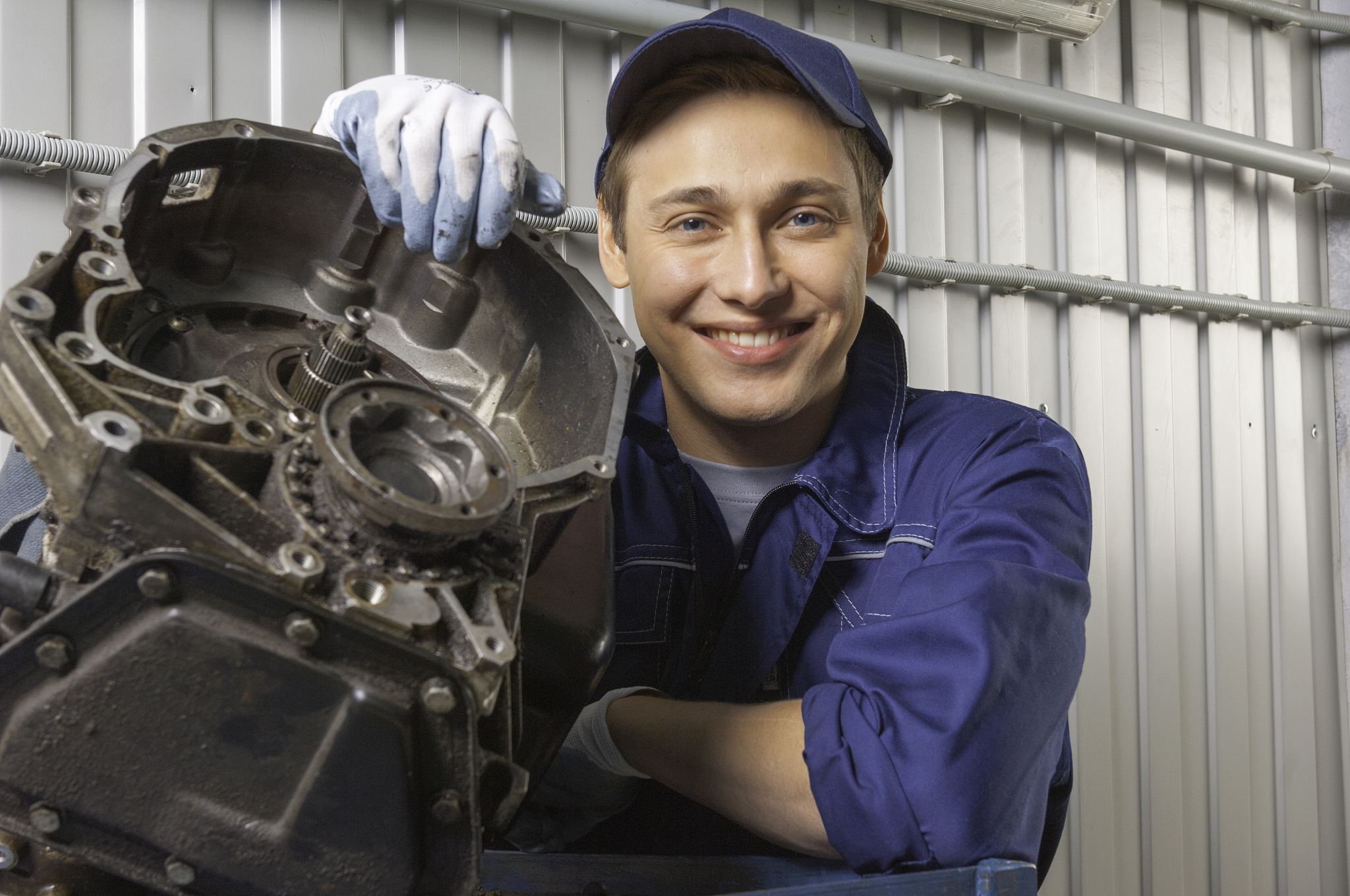 广西男生适合学什么中专专业？热门专业推荐