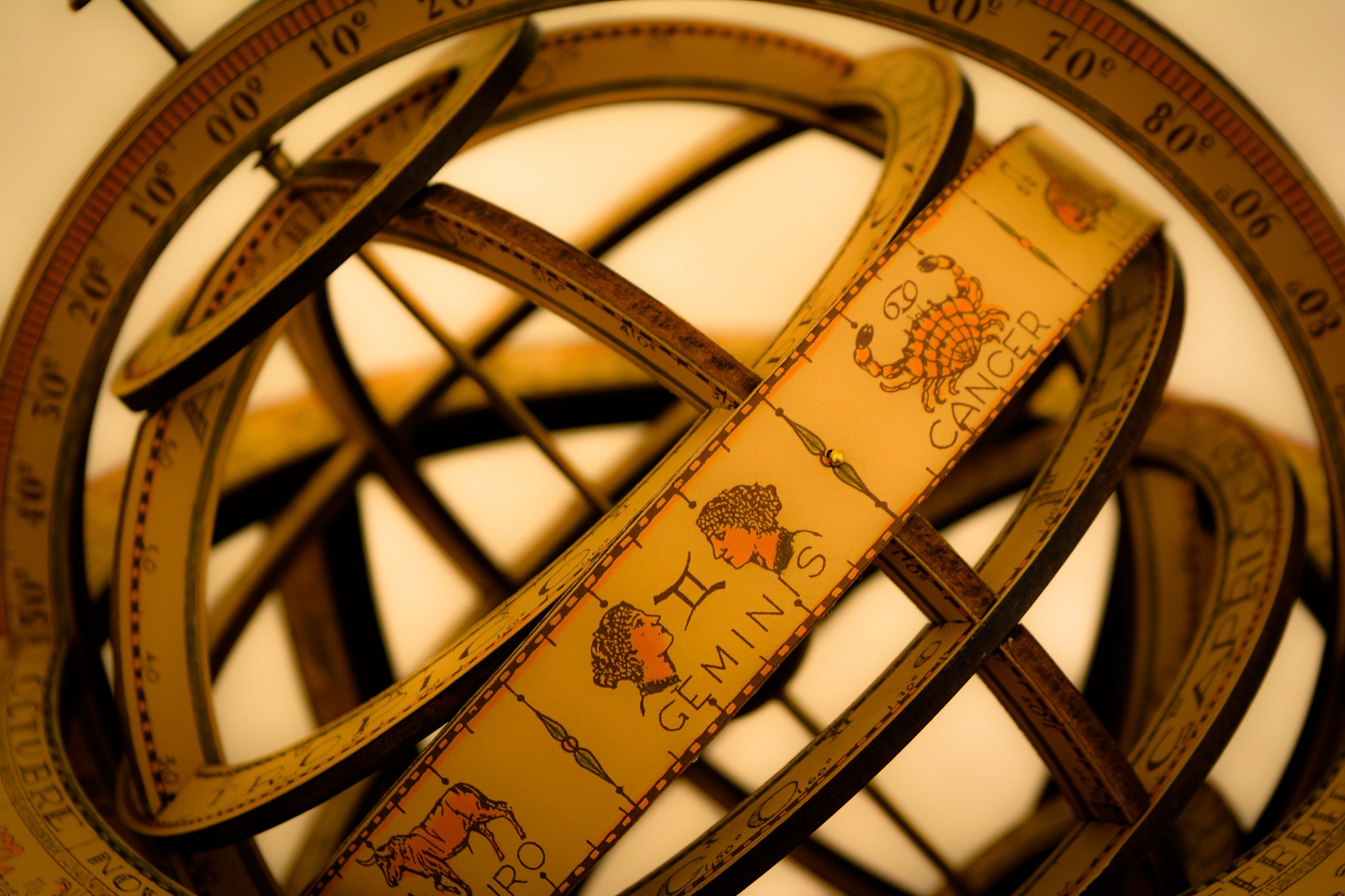 妻宫喜神逢冲虽美却难偕老是什么意思？