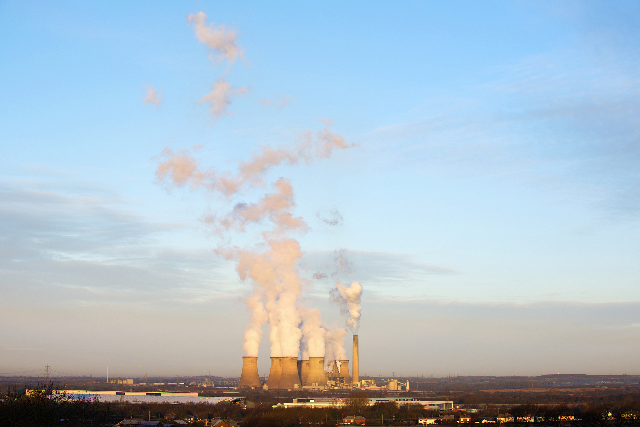 uk power station at dawn in winter