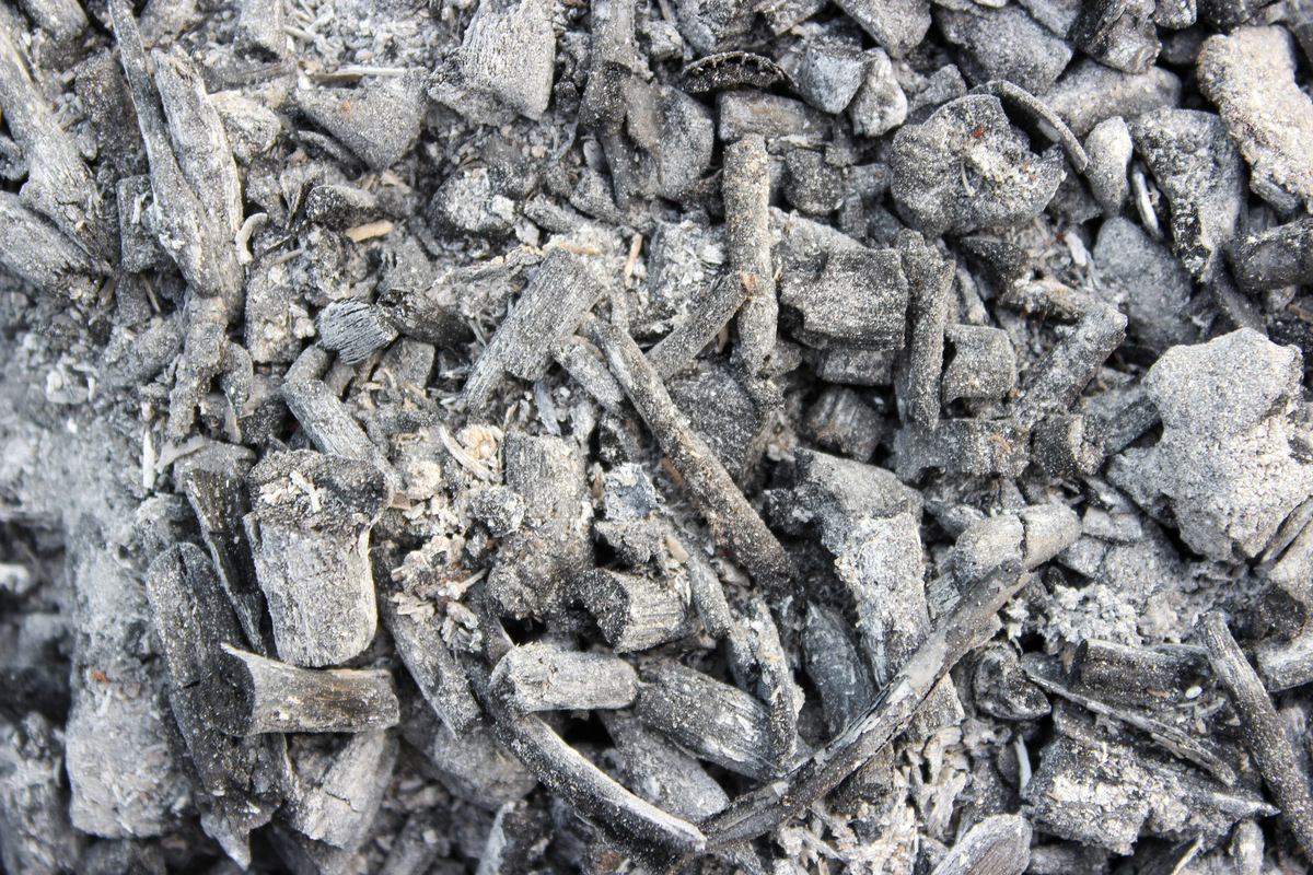 钢丝生产原料详解：铁矿石、石灰石、焦炭等