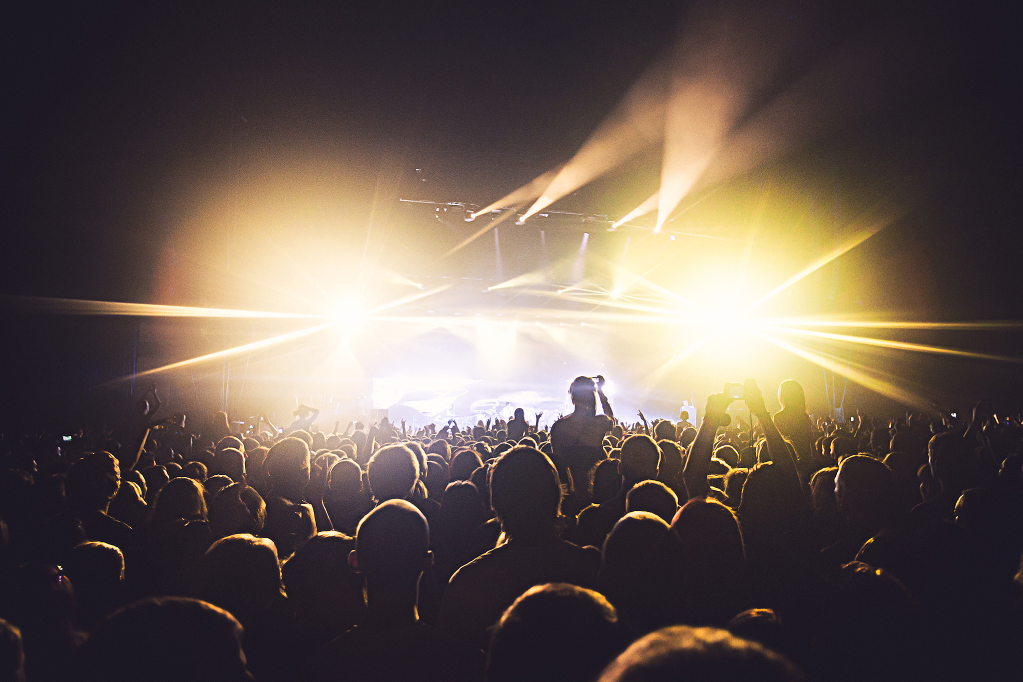 她很享受聚光灯下的