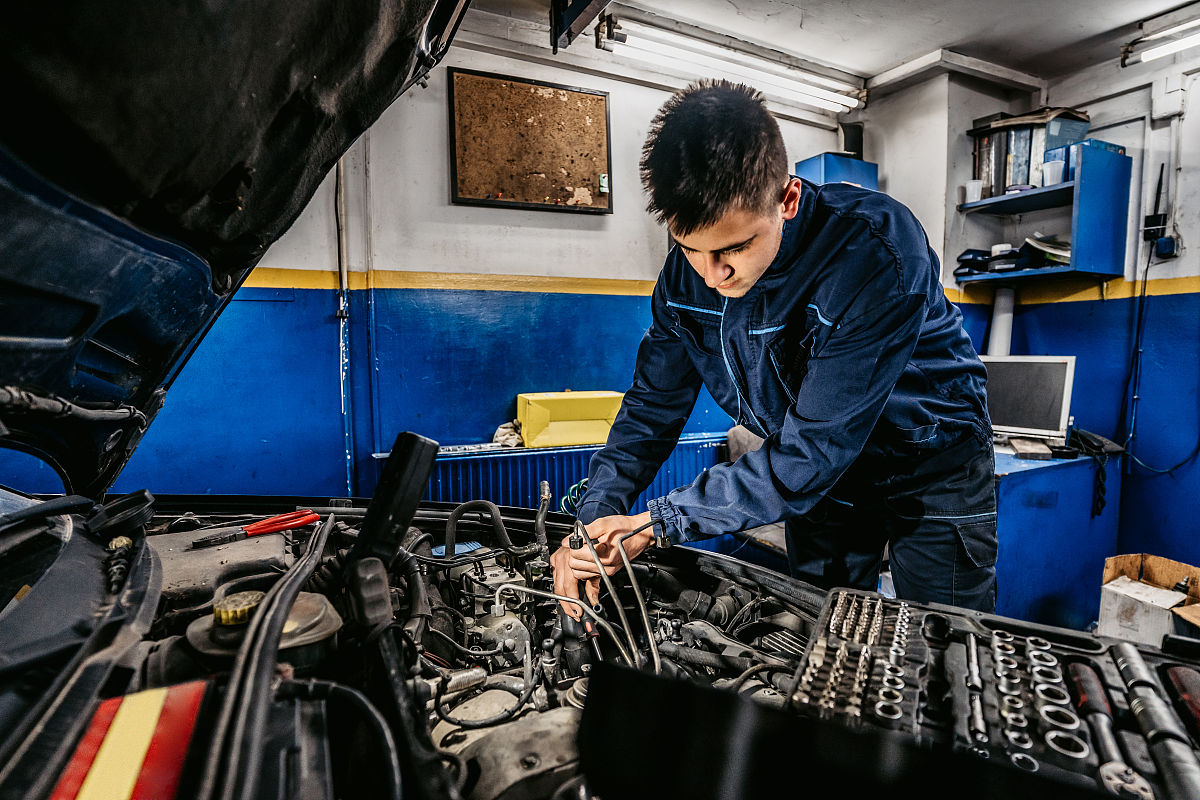 成都汽修学校的数控加工技术专业好不好