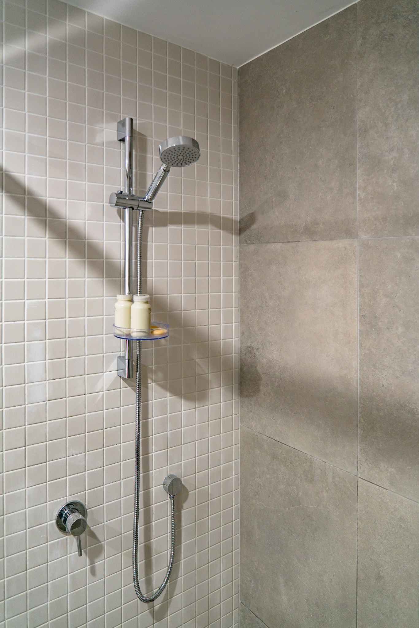 阳谷高庙王附近有卖淋浴房里的吗回答+拓展