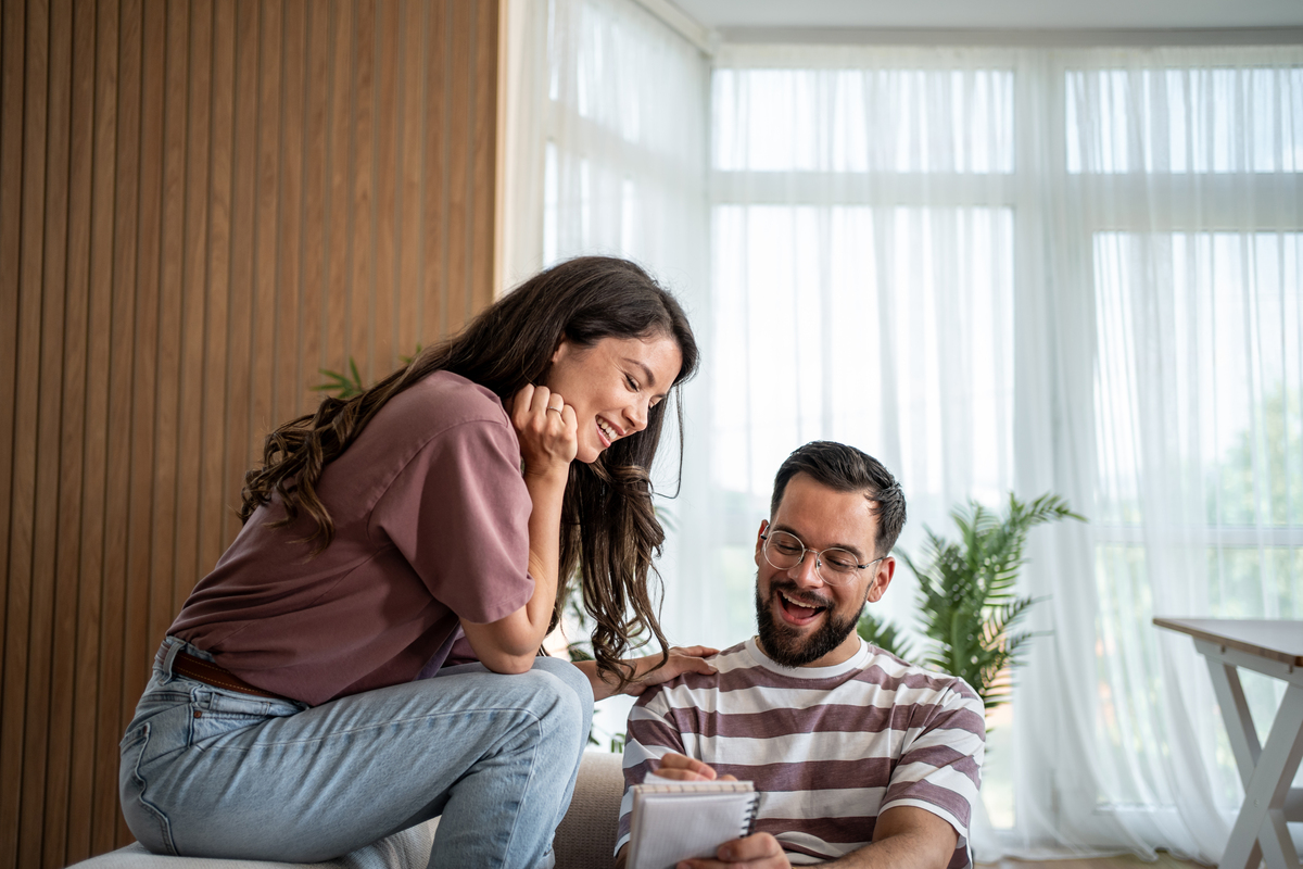 如何成为一个好妻子：7个关键品质和行为 - 家庭关系指南