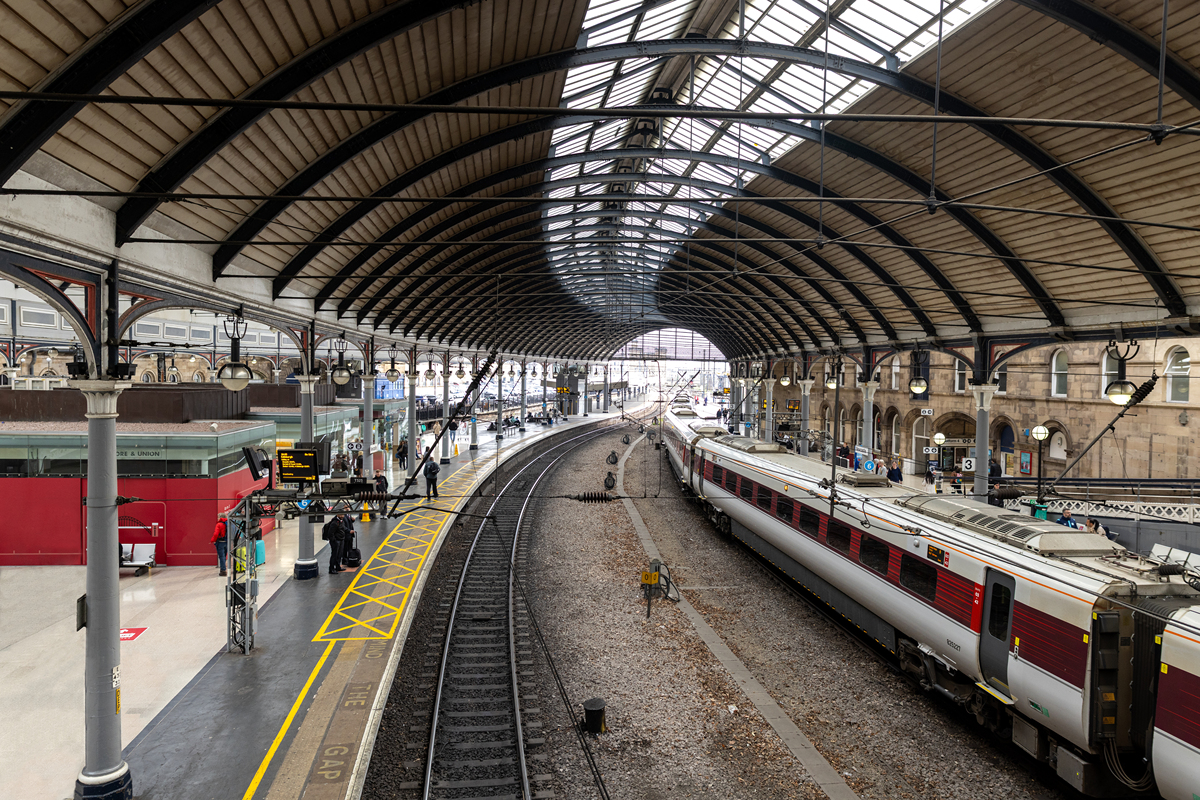 列车站点：定义及英文翻译