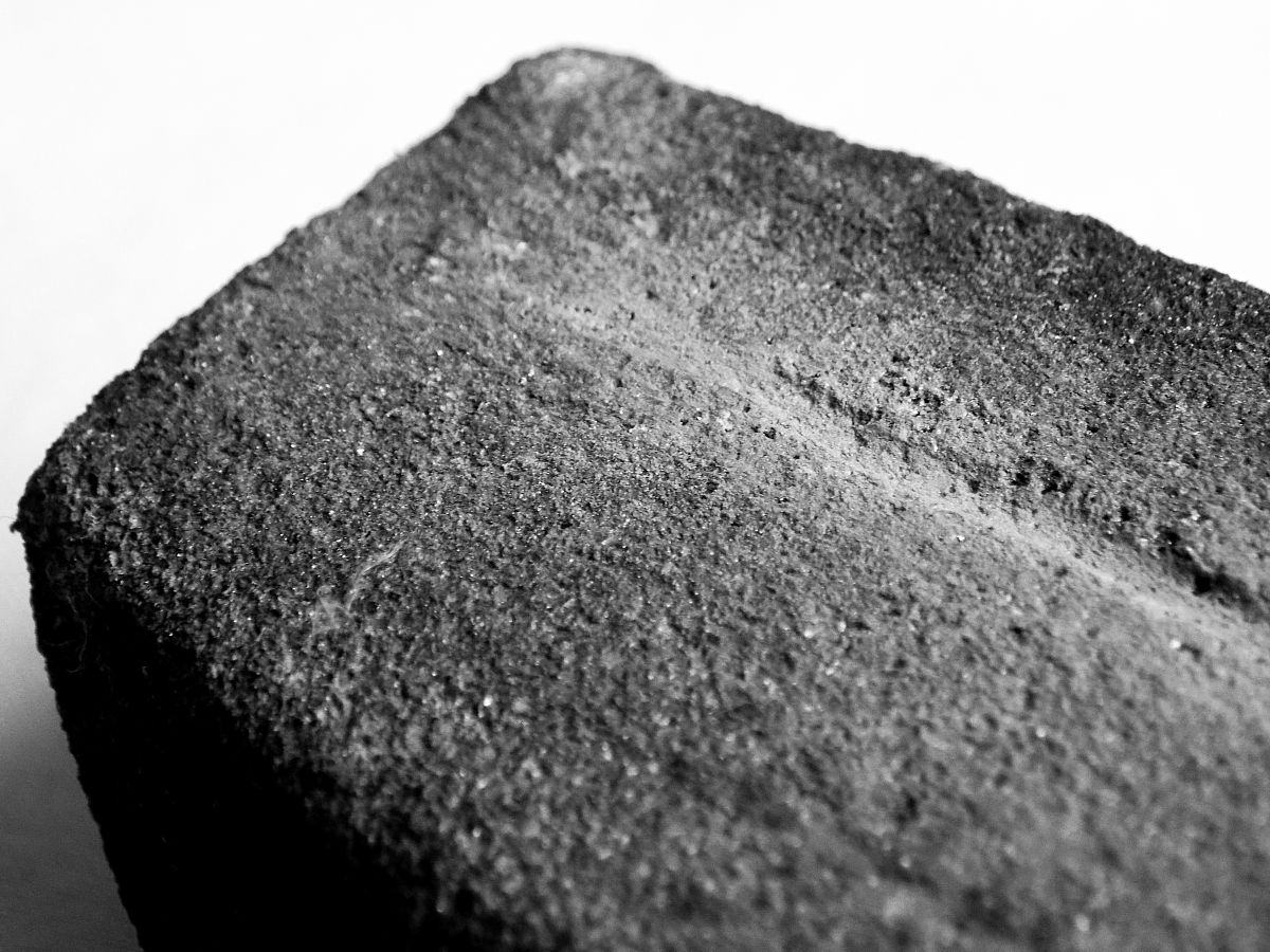 硅石纯度：从工业应用到高科技材料