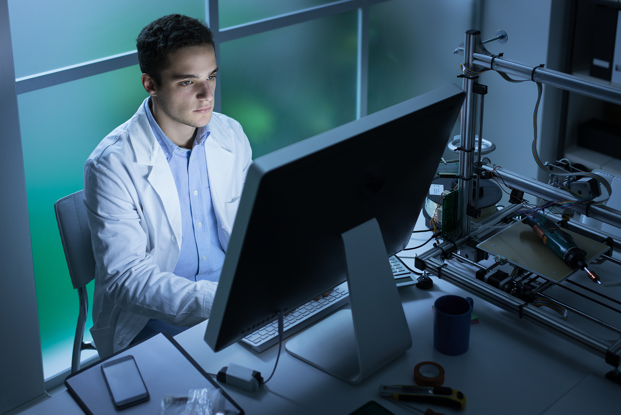 engineering student working in the lab