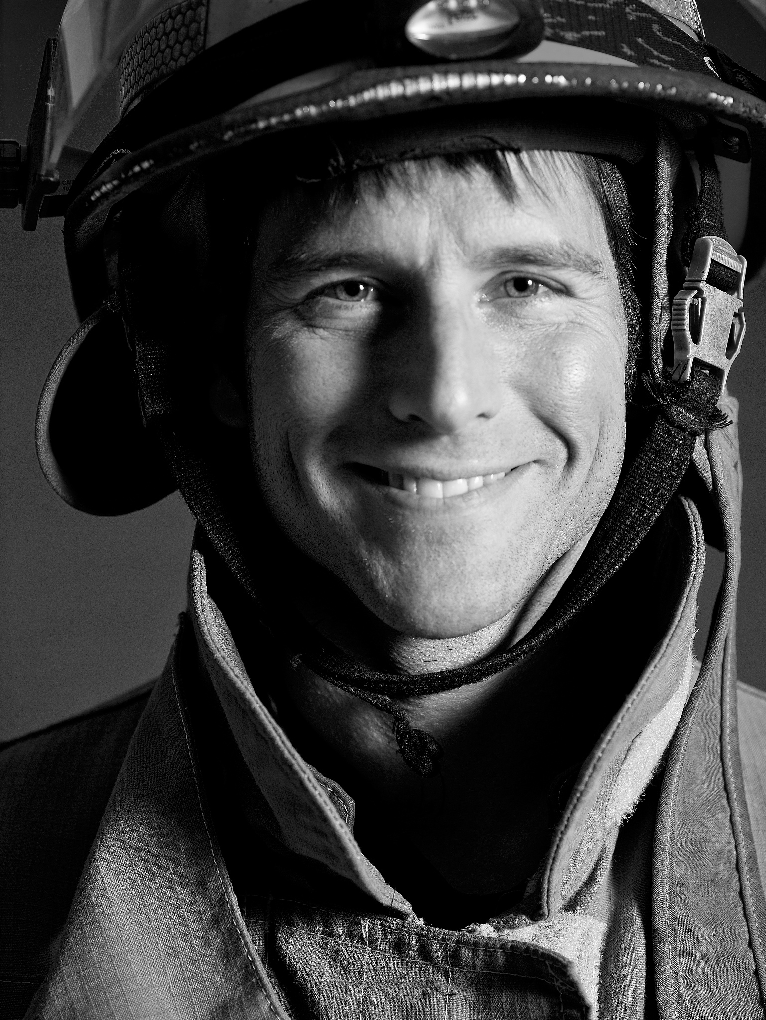 消防员口腔健康科普：让英雄们笑容更灿烂