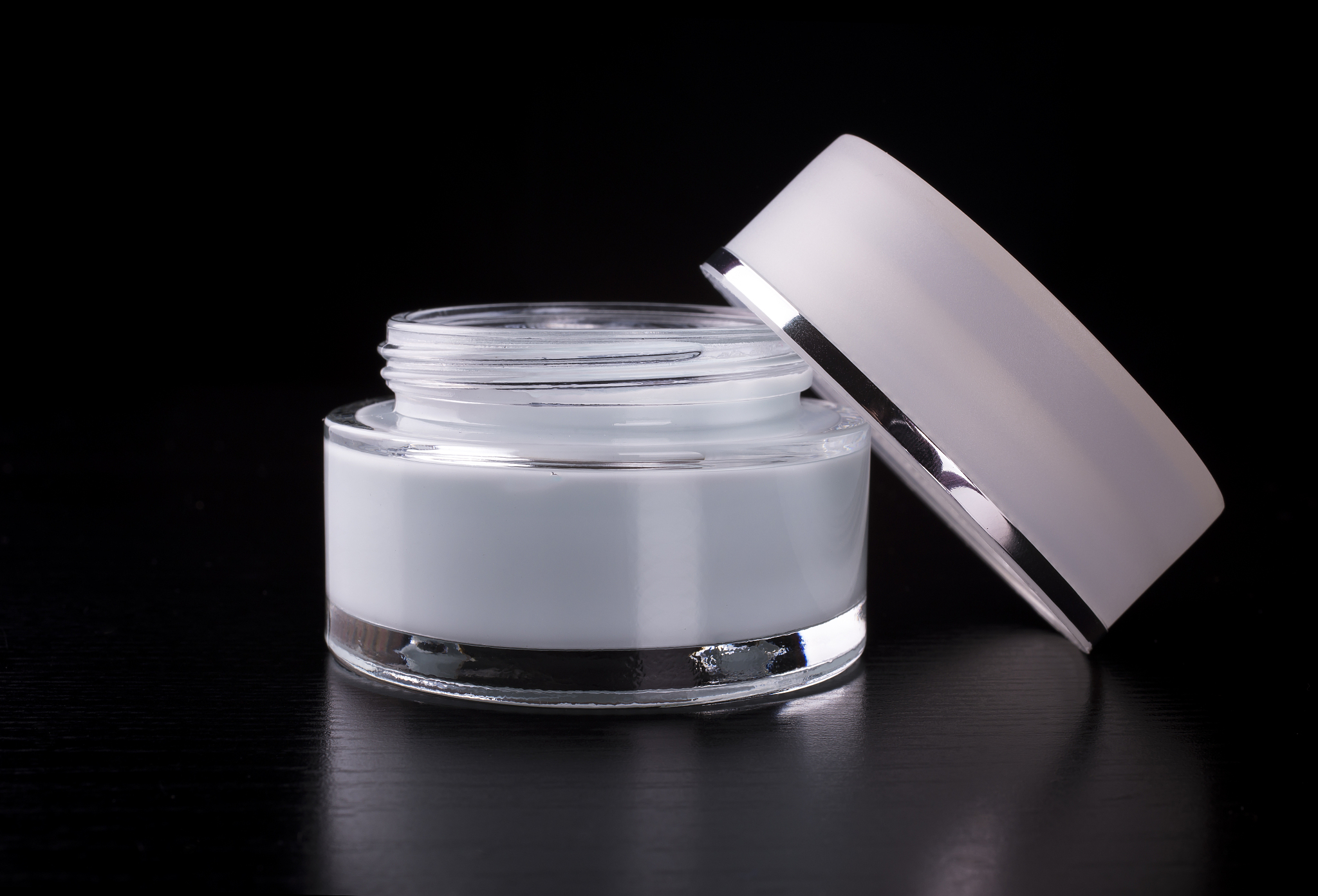 20+男生 15天淡化顽固眼纹！白金眼霜真实体验分享