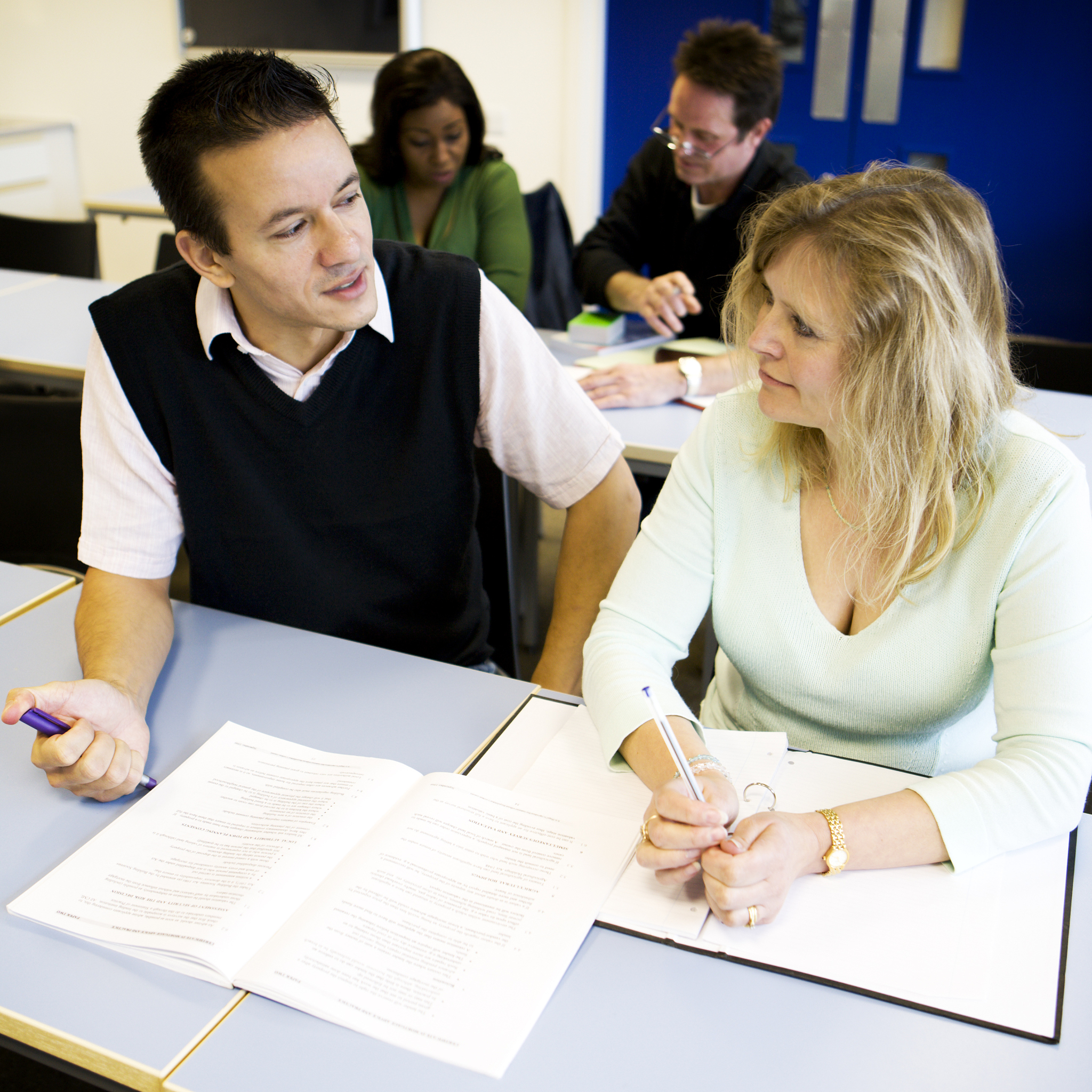 成都市天府新区成人中等专业学校招生办电话多少