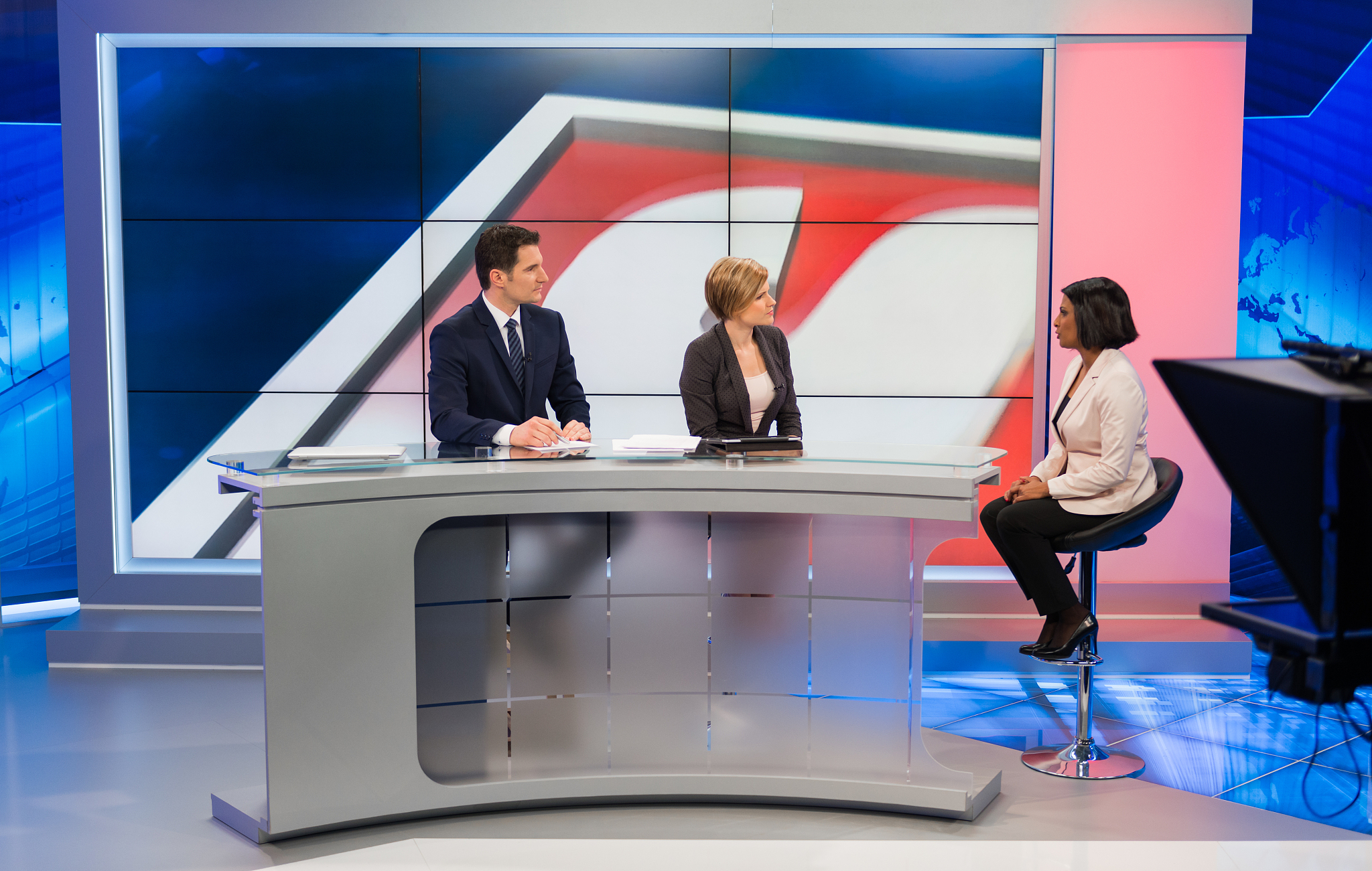 政商访谈节目名称推荐：引领行业风向标