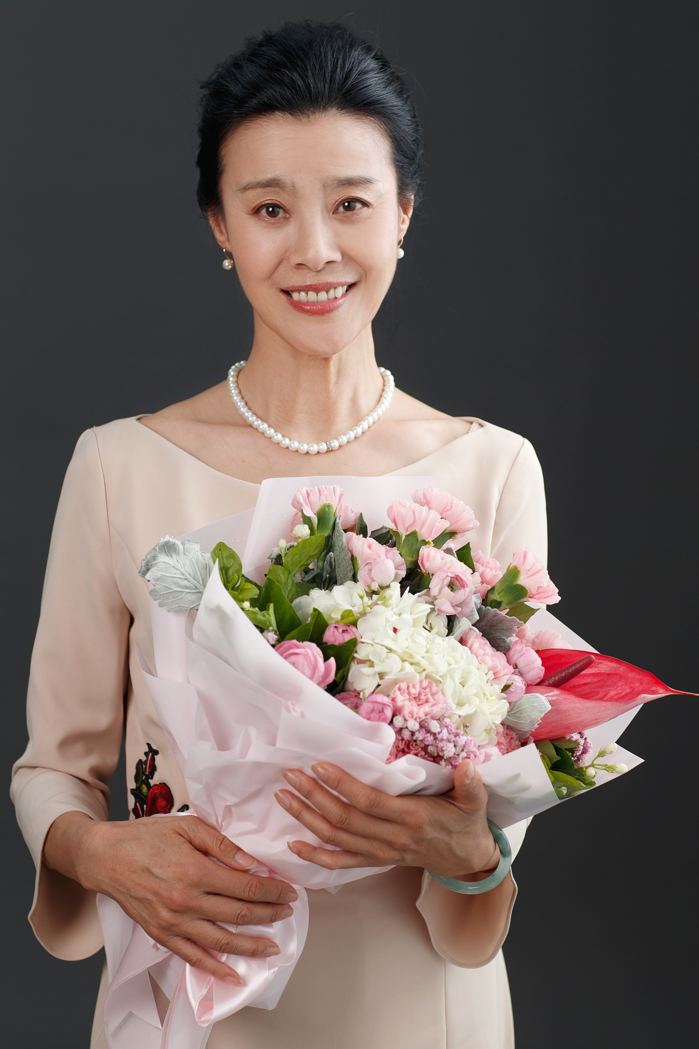优雅的女士肖像