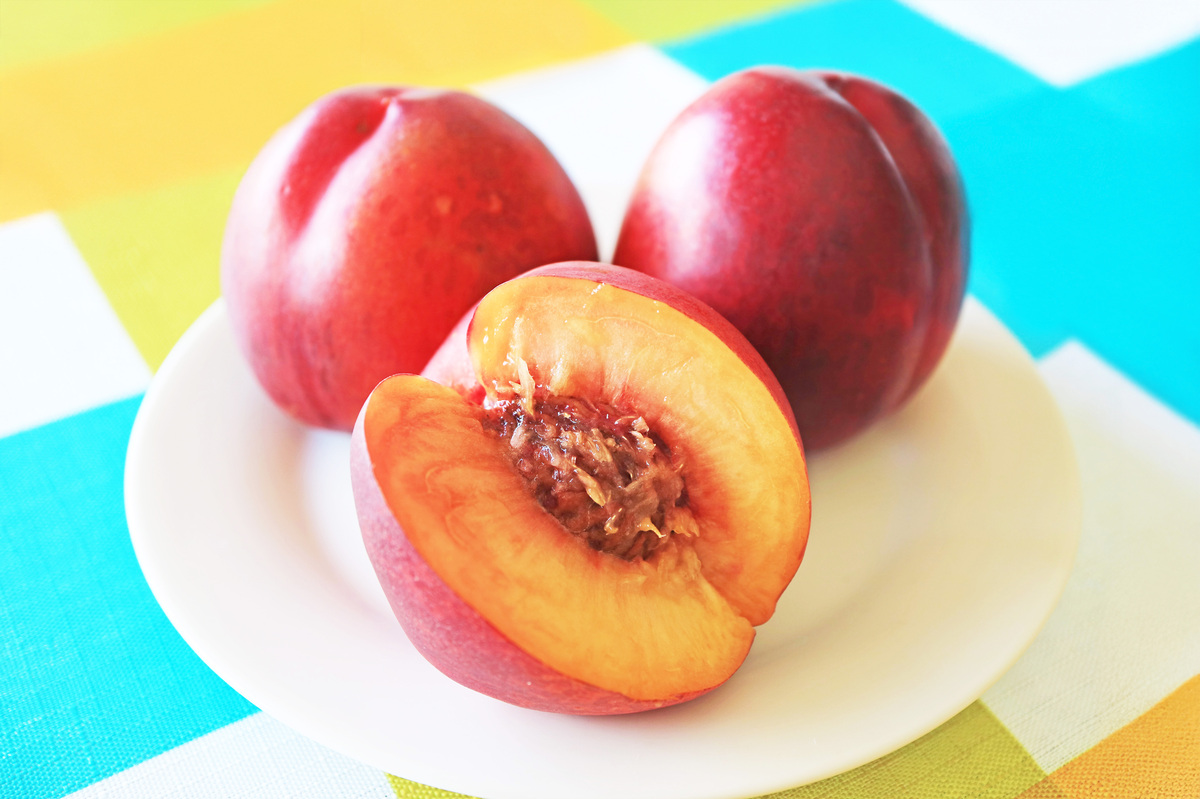 吃桃子上火吗？一天吃一个桃子会吗？