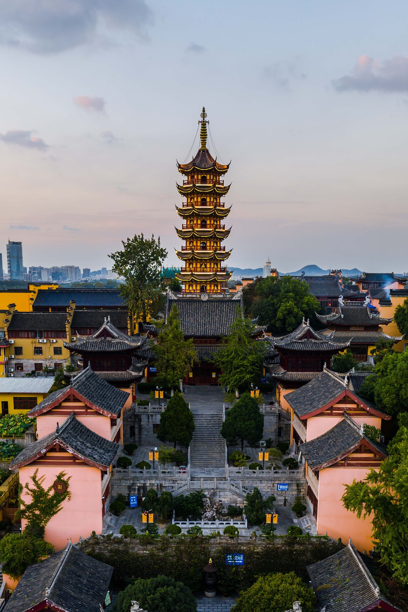 古鸡鸣寺,江苏南京