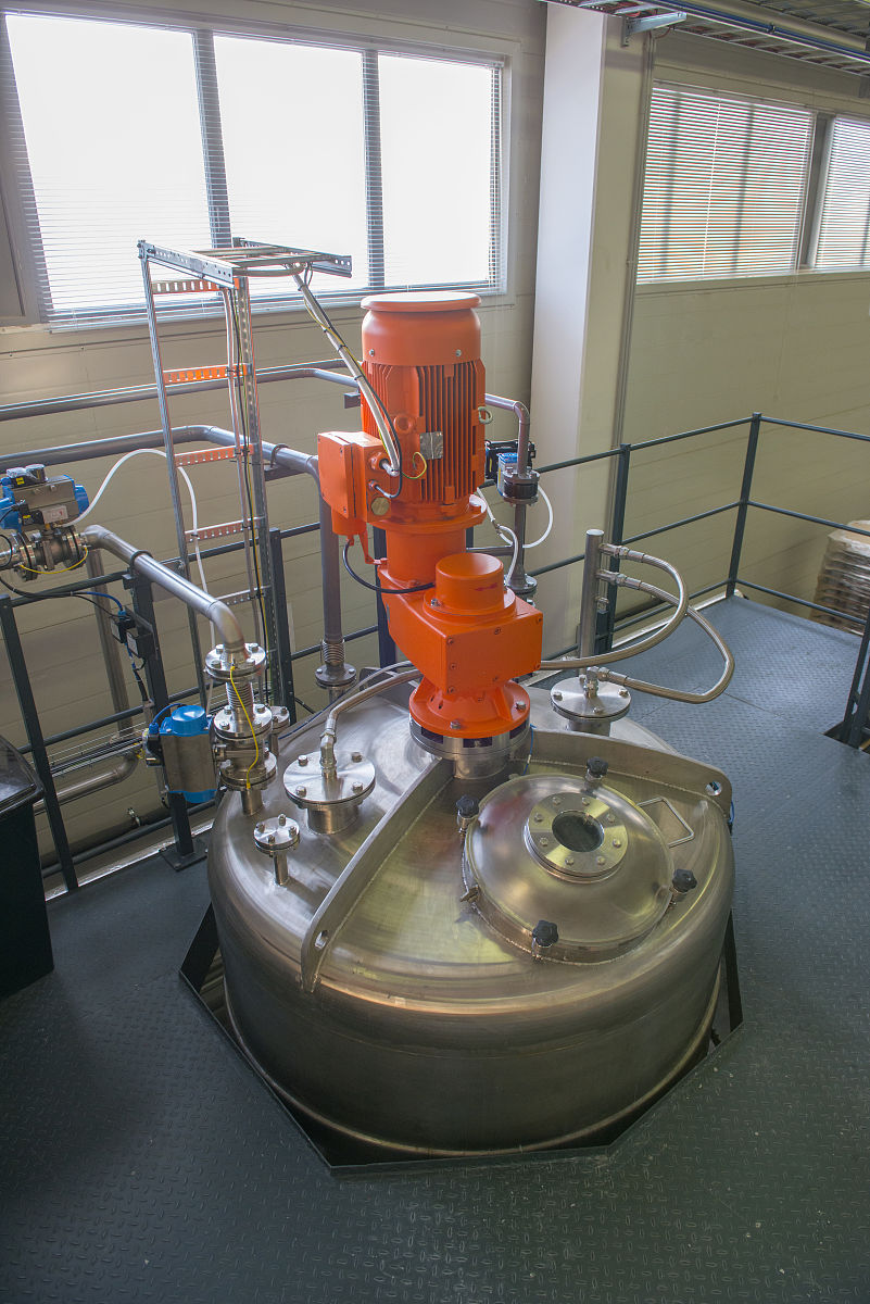 石油生产中的磁共振多相流量计优势解析：技术角度详解