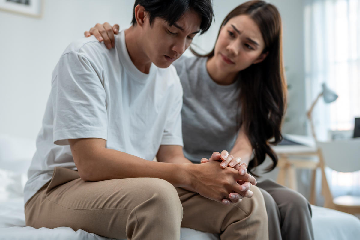 对一个女孩子说‘没事我会很轻的’是什么意思