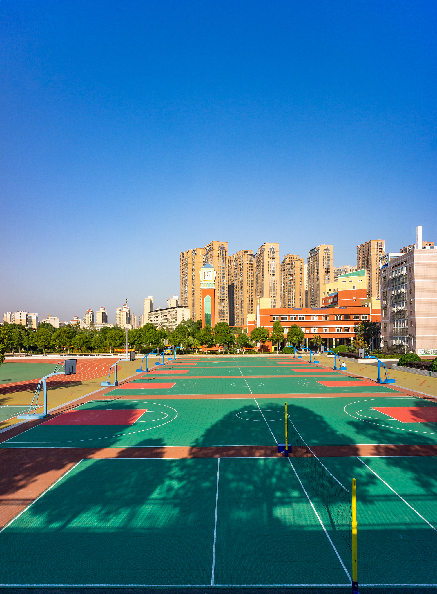 兰州市商业学校五年制大专热门专业推荐：就业前景分析