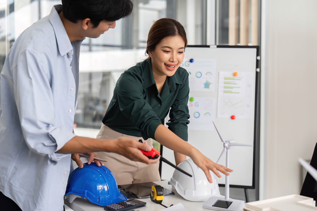 2023年工程管理的女生出来能干什么 就业前景如何