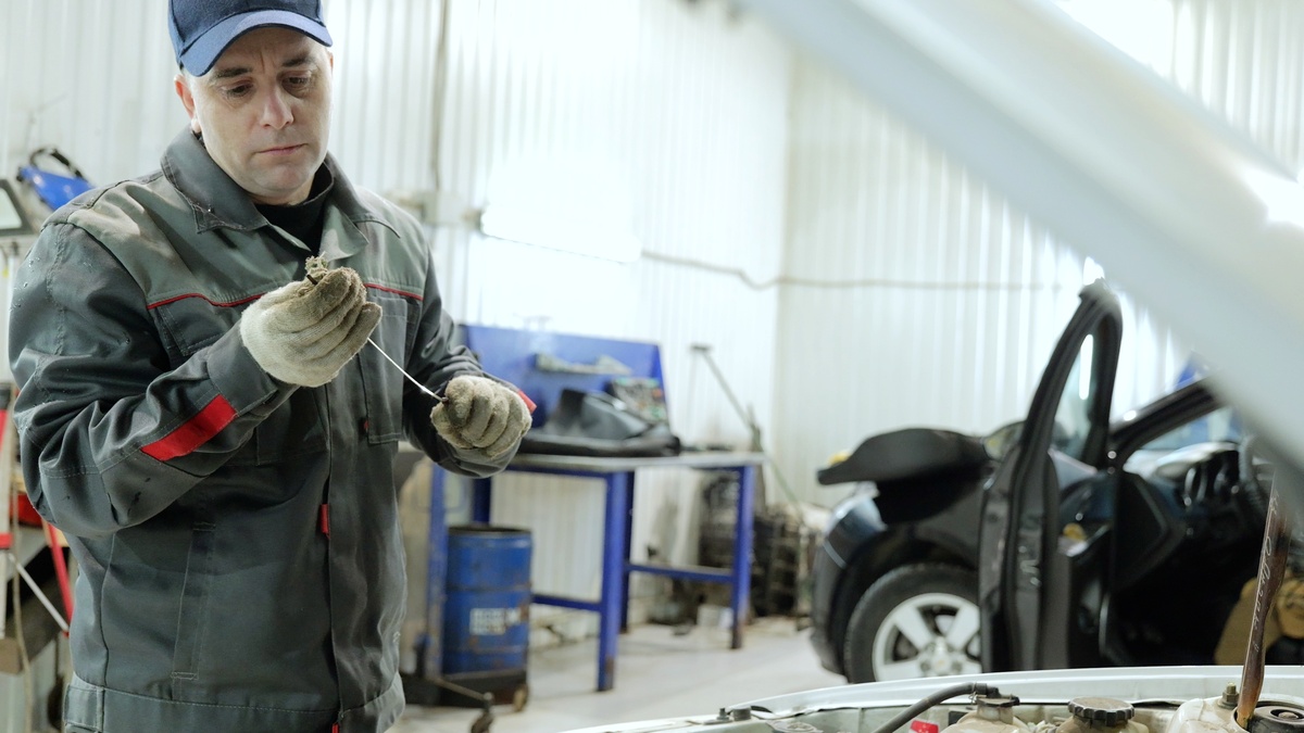 重庆市两江职业教育中心汽车检测与检修技术专业：热门选择，未来可期