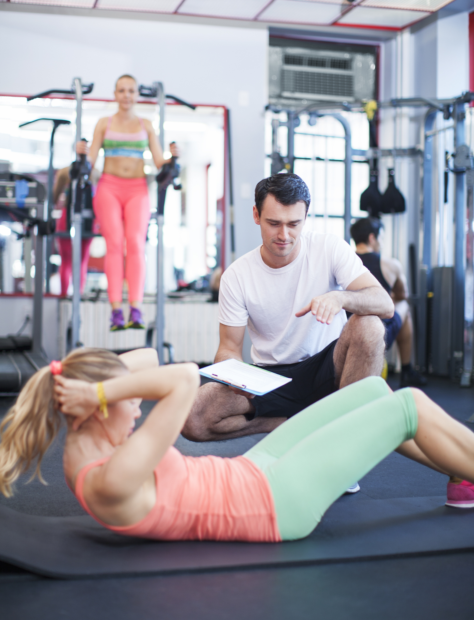 仰卧起坐练马甲线：多久见效？科学方法揭秘