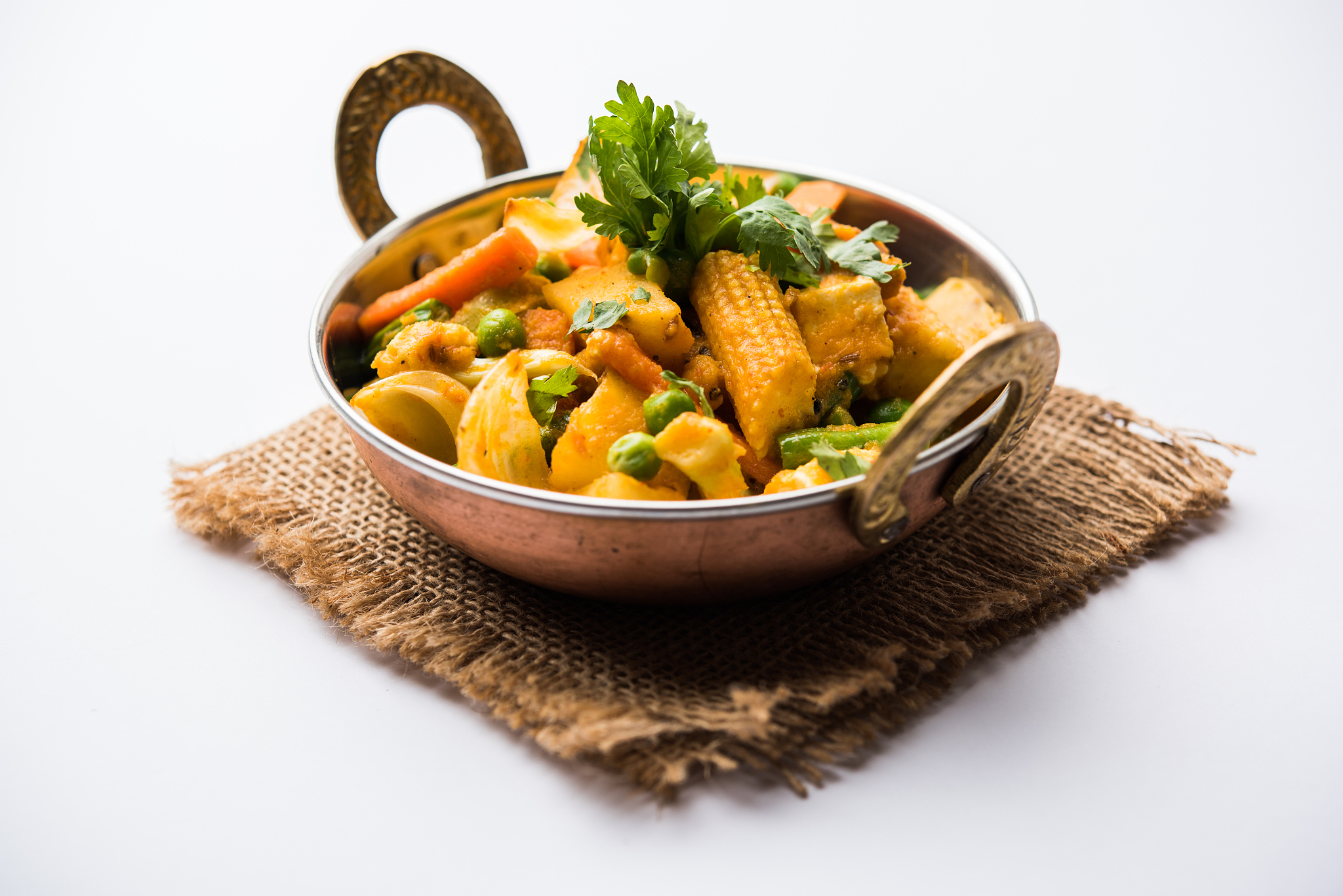 mix vegetable curry - indian main course recipe contains carrots
