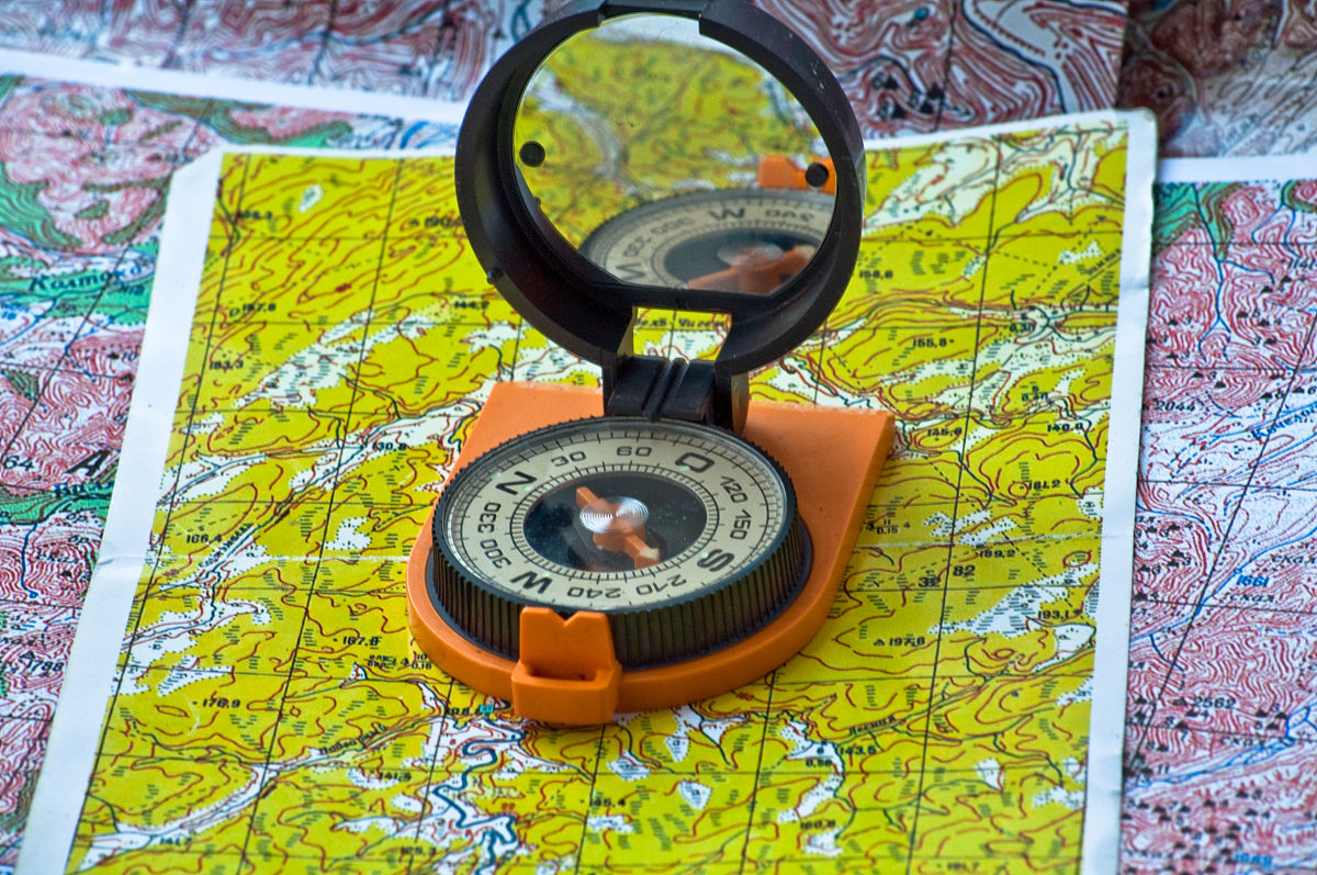 生存手环如何使用