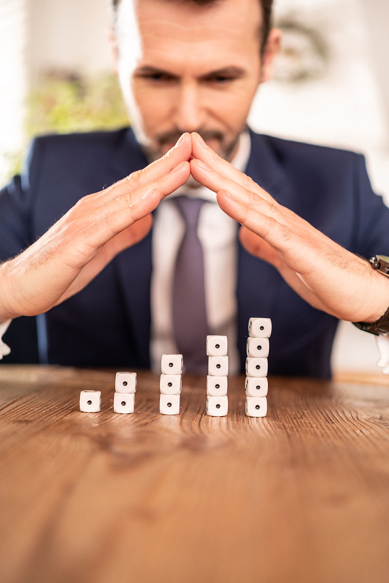 企业内部会计信息并非都属于强制性或必需性