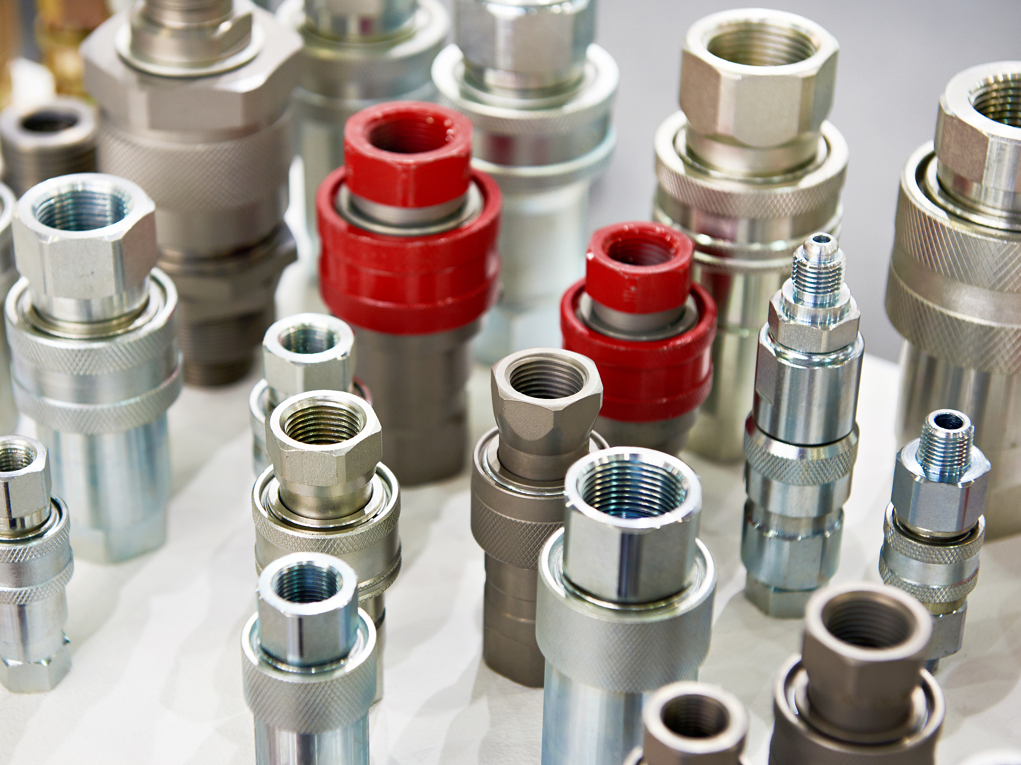 hydraulic quick couplers