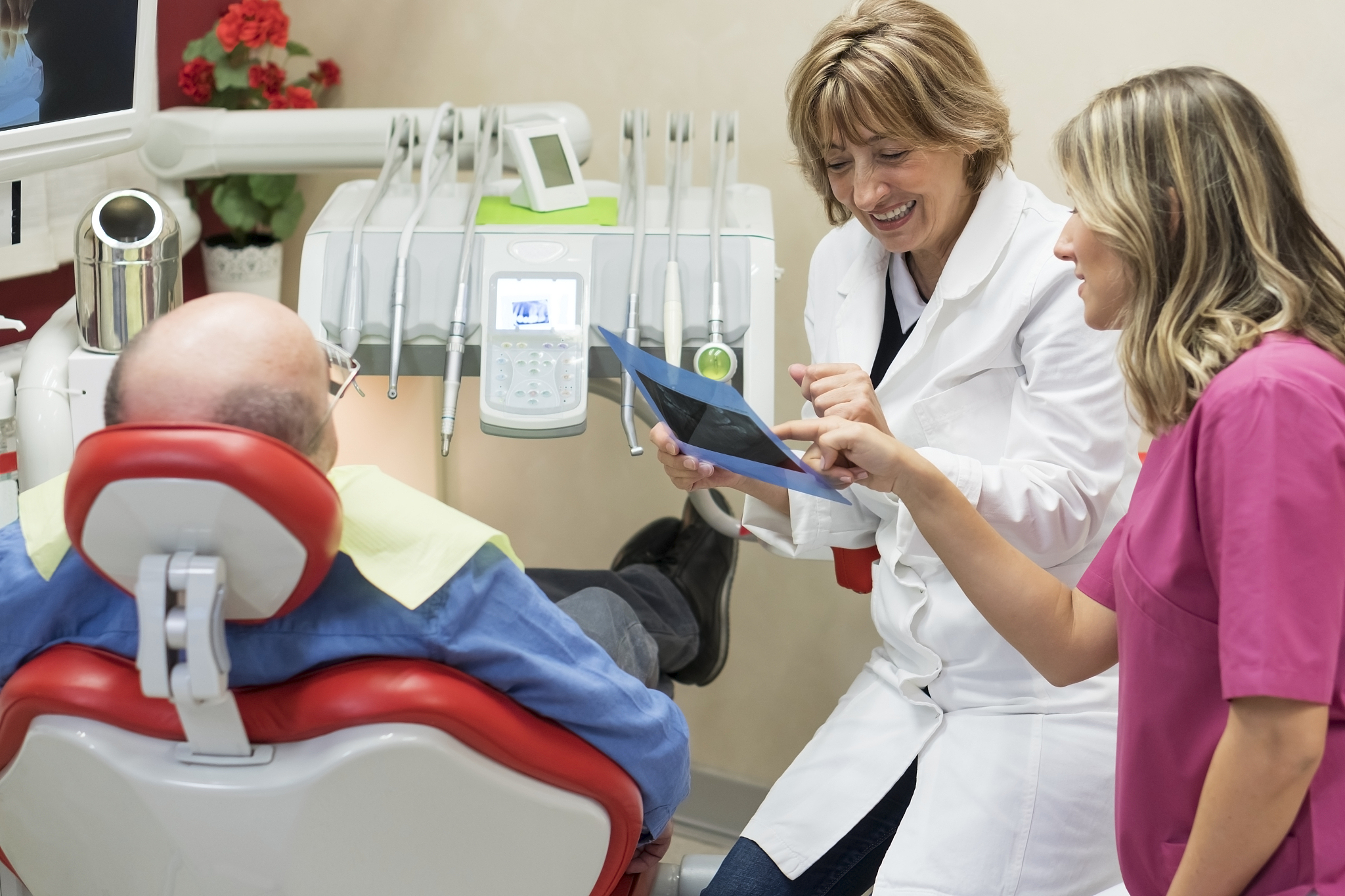 重庆卫生技工学校2020年专业设置：护理、医学影像技术等