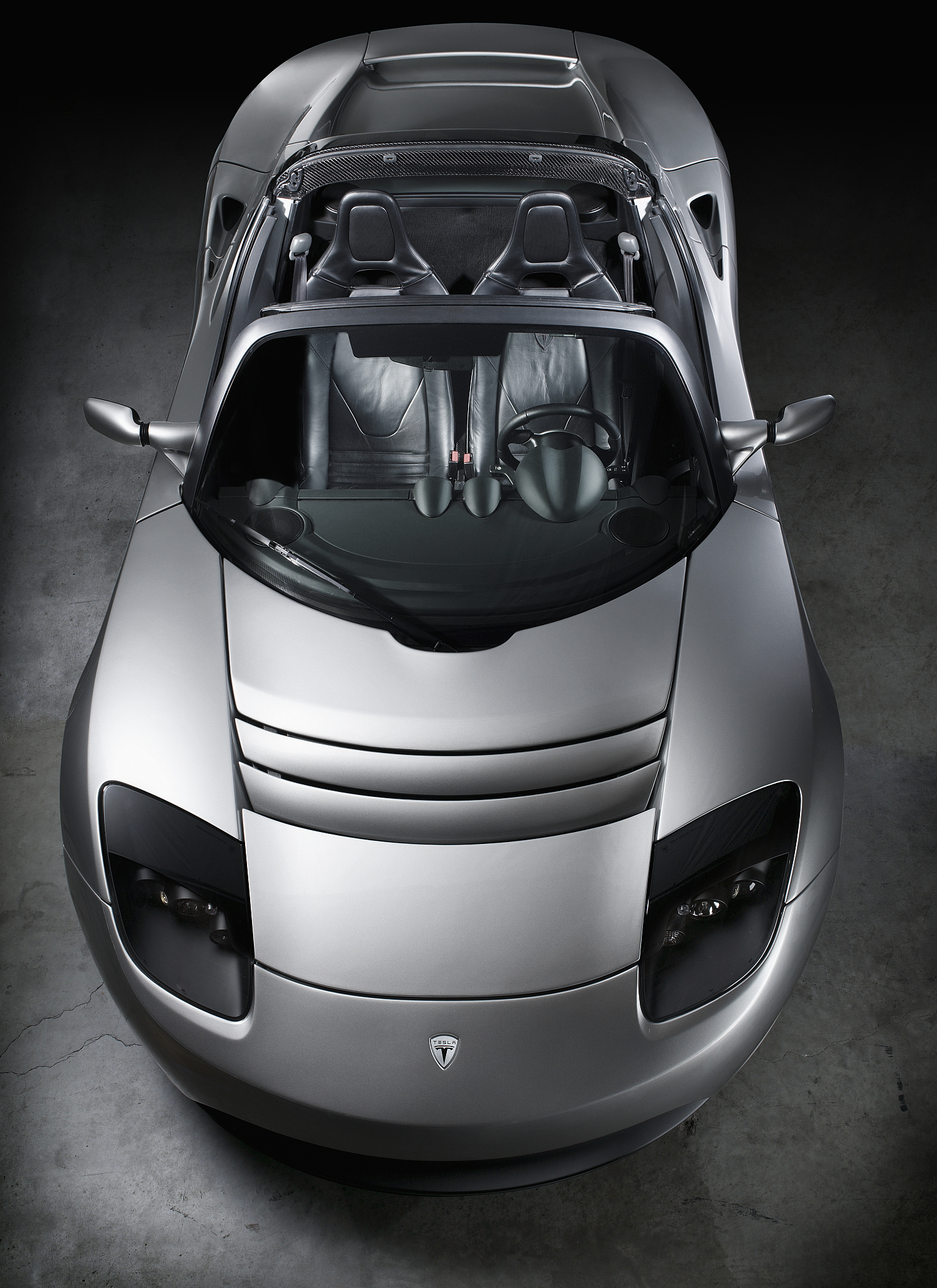 写一些关于《电动汽车制动能量回收系统效率分析》的数据，要求是最近几年的数据。