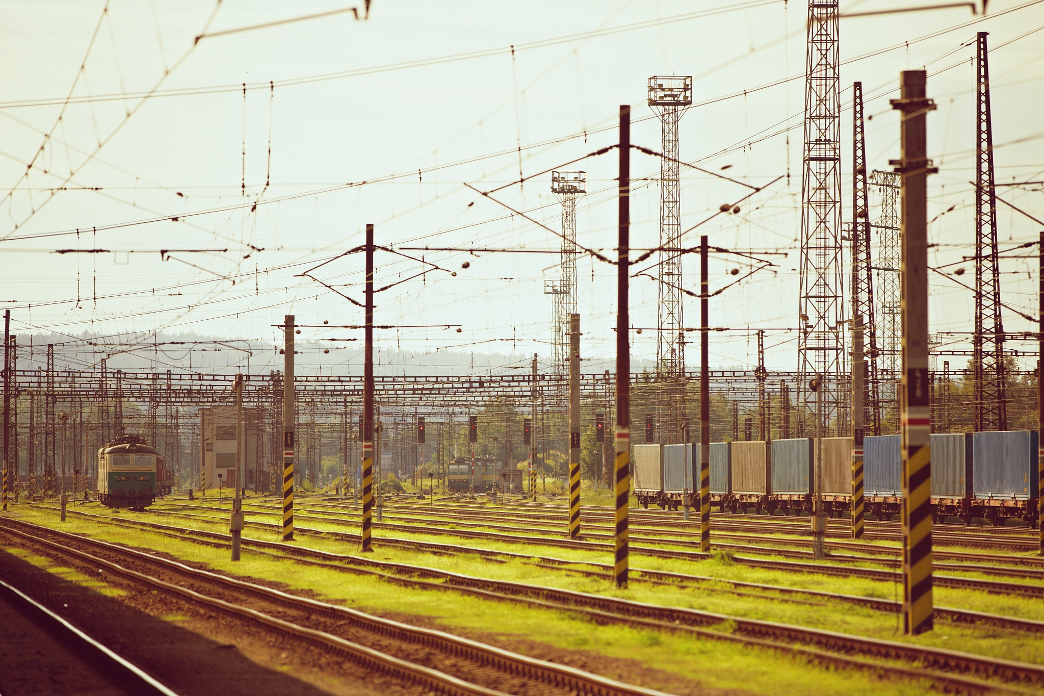 在贵州该怎么样选择好的铁路运输学校