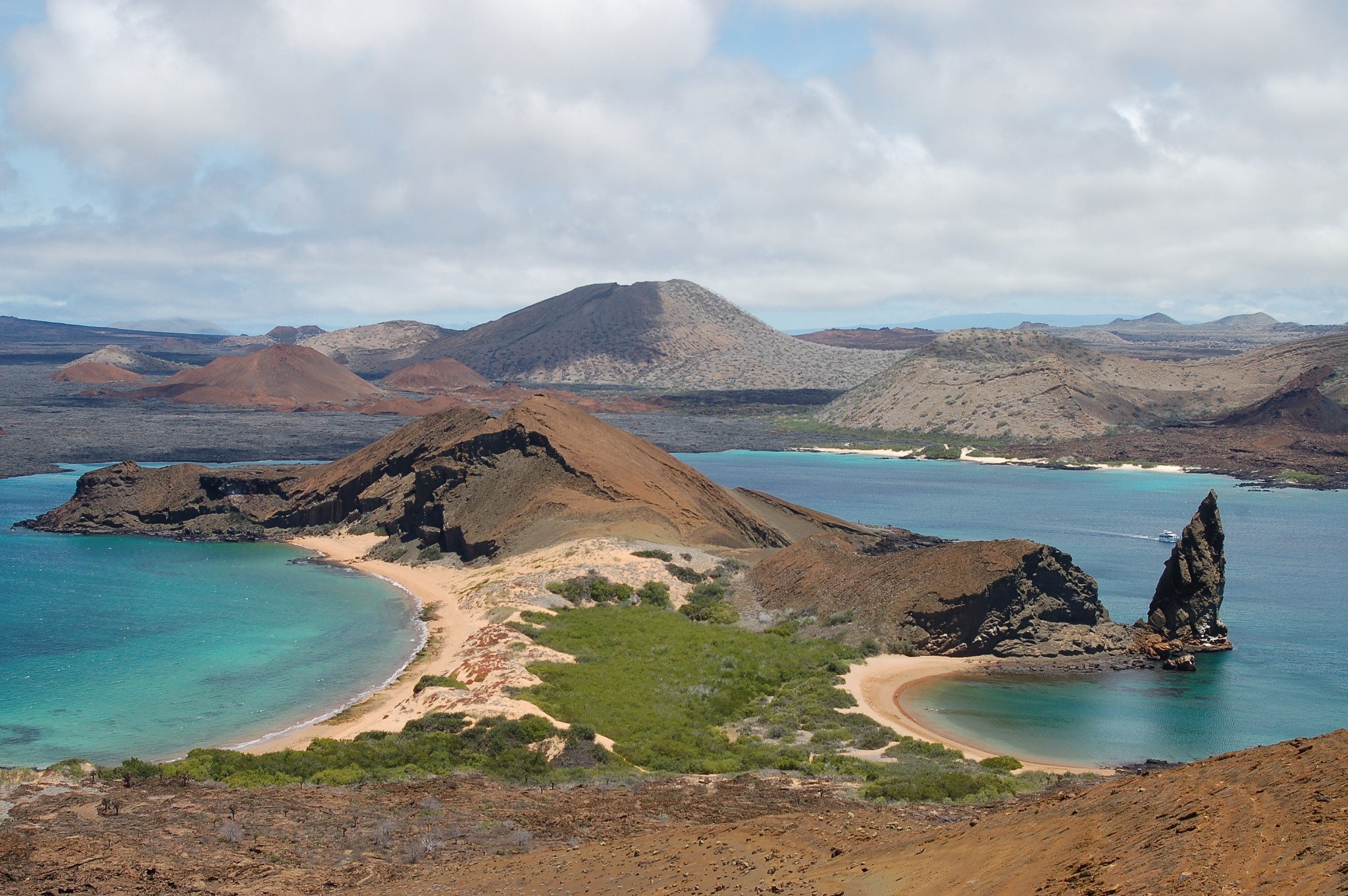 bartolomé island in the galápagos islands
