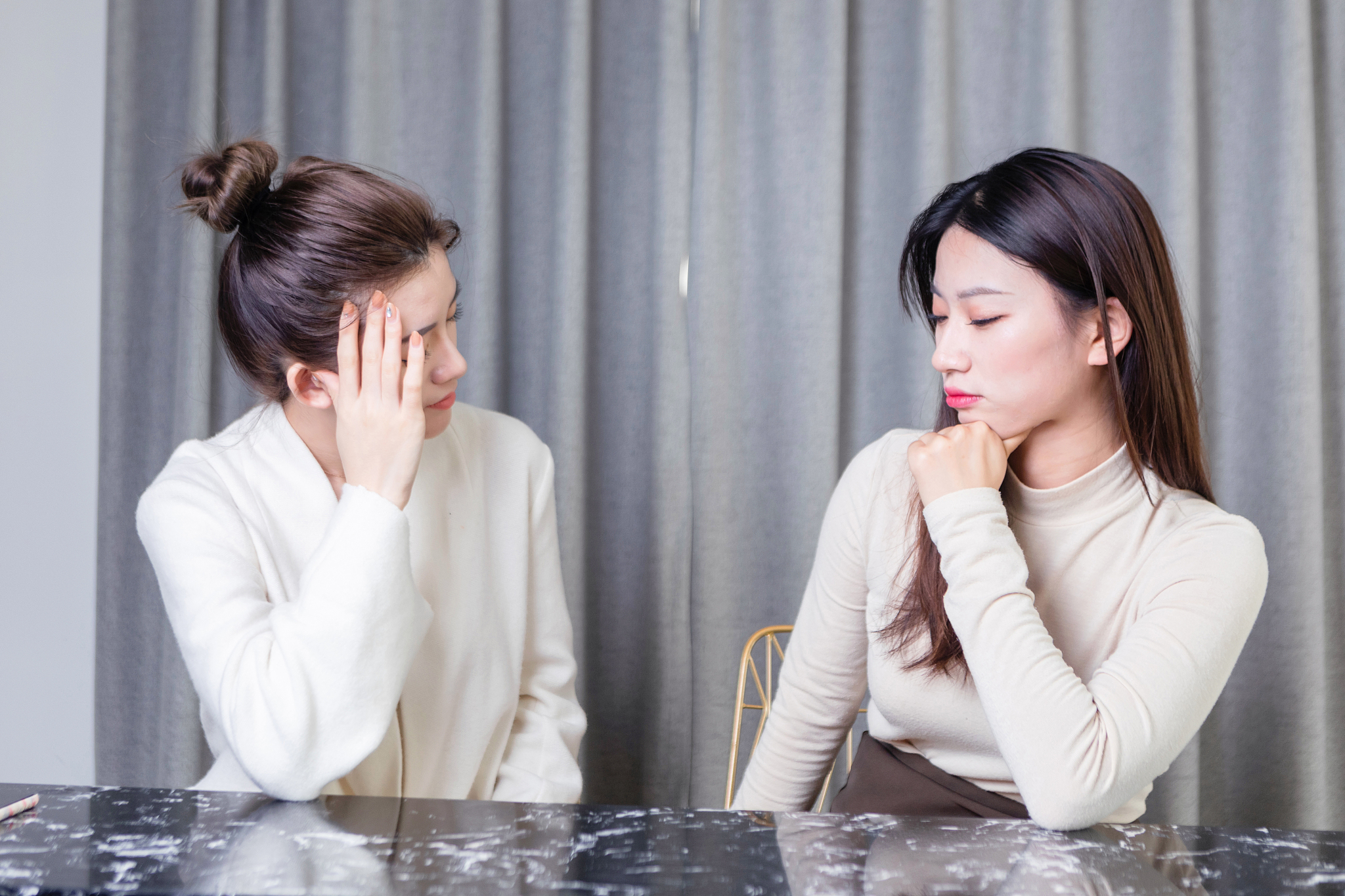 就算放手我也会 在找他两个事情我闺蜜她还没离婚我把闺蜜老公带我男朋友家 闹