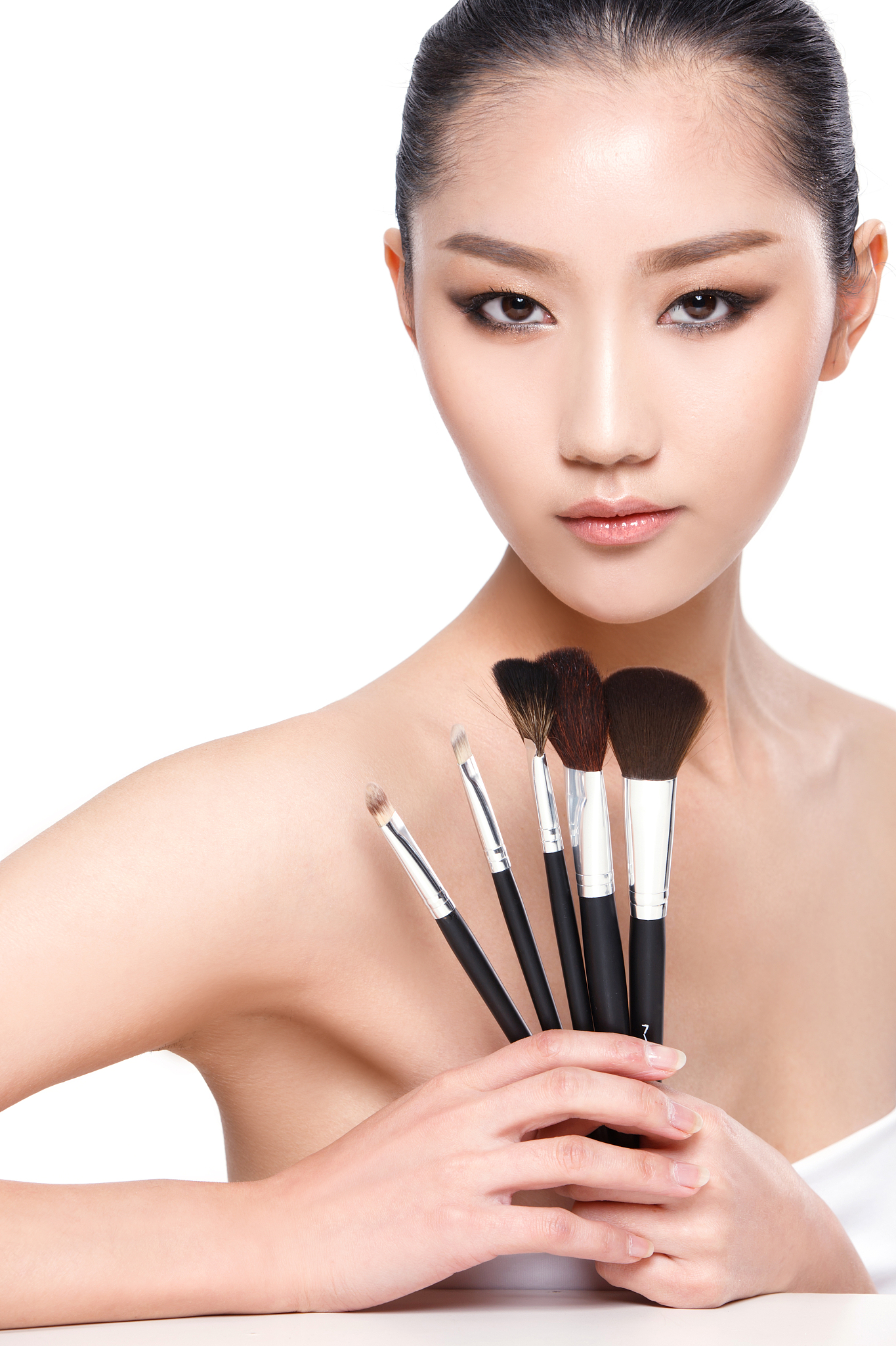 美容美发与造型（化妆）学习内容详解 - 提升自信美丽，掌握必备技能