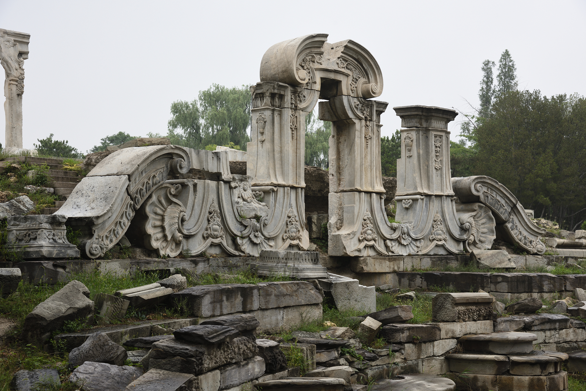 圆明园火烧事件的教训：珍惜和平、捍卫主权、保护文化遗产