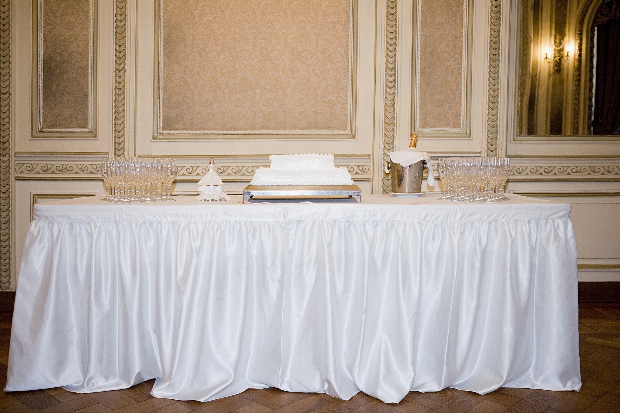 在女儿16岁成人宴会主持词