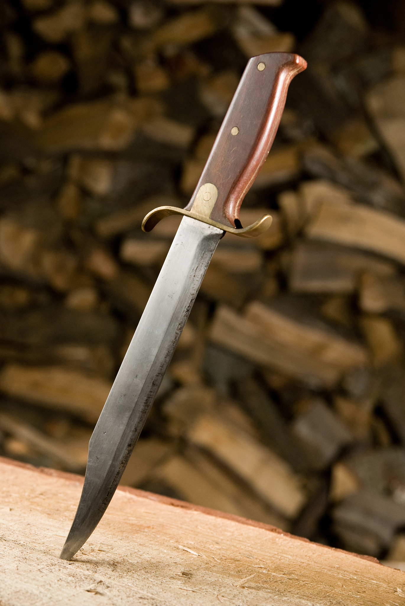 bowie knife