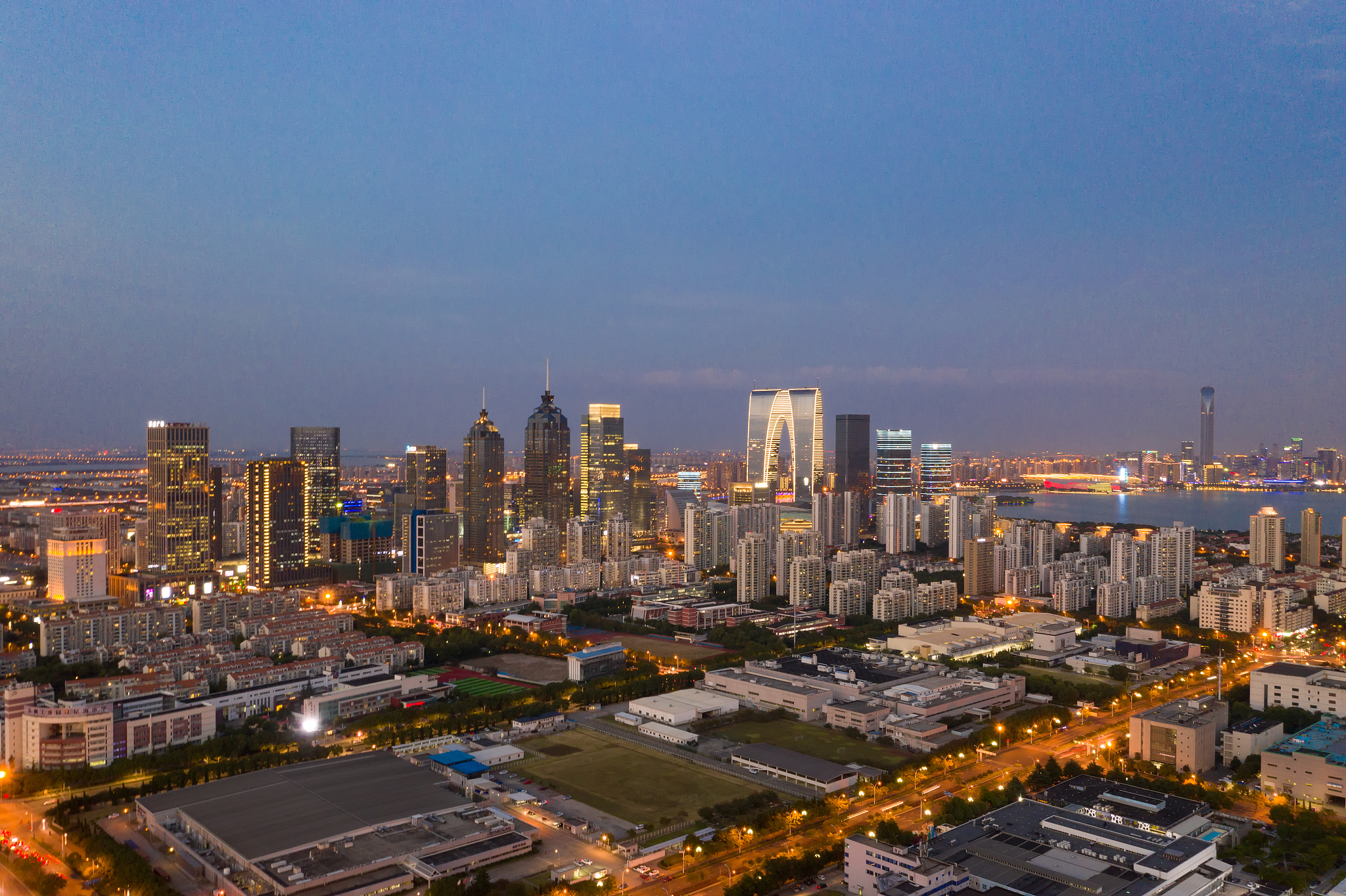 航拍现代城市夜景