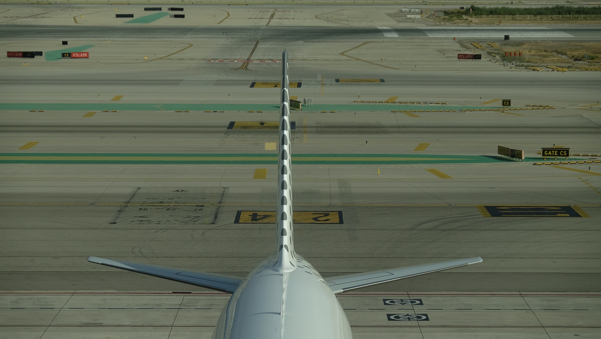 飞机爬升方式详解：等马赫数爬升与等表速爬升示意图