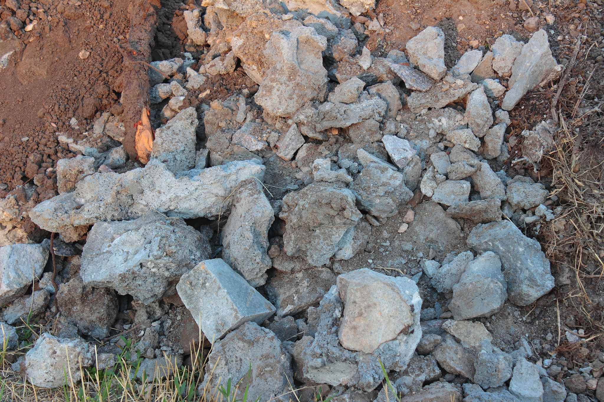 大理石中重金属对过氧化钙制备的影响