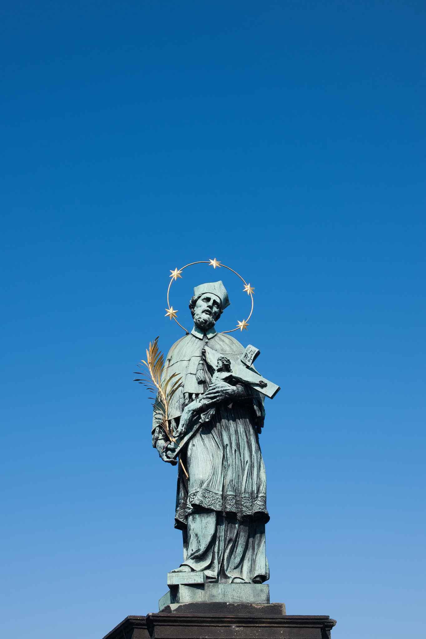 重庆人文艺术职业学校办学怎么样