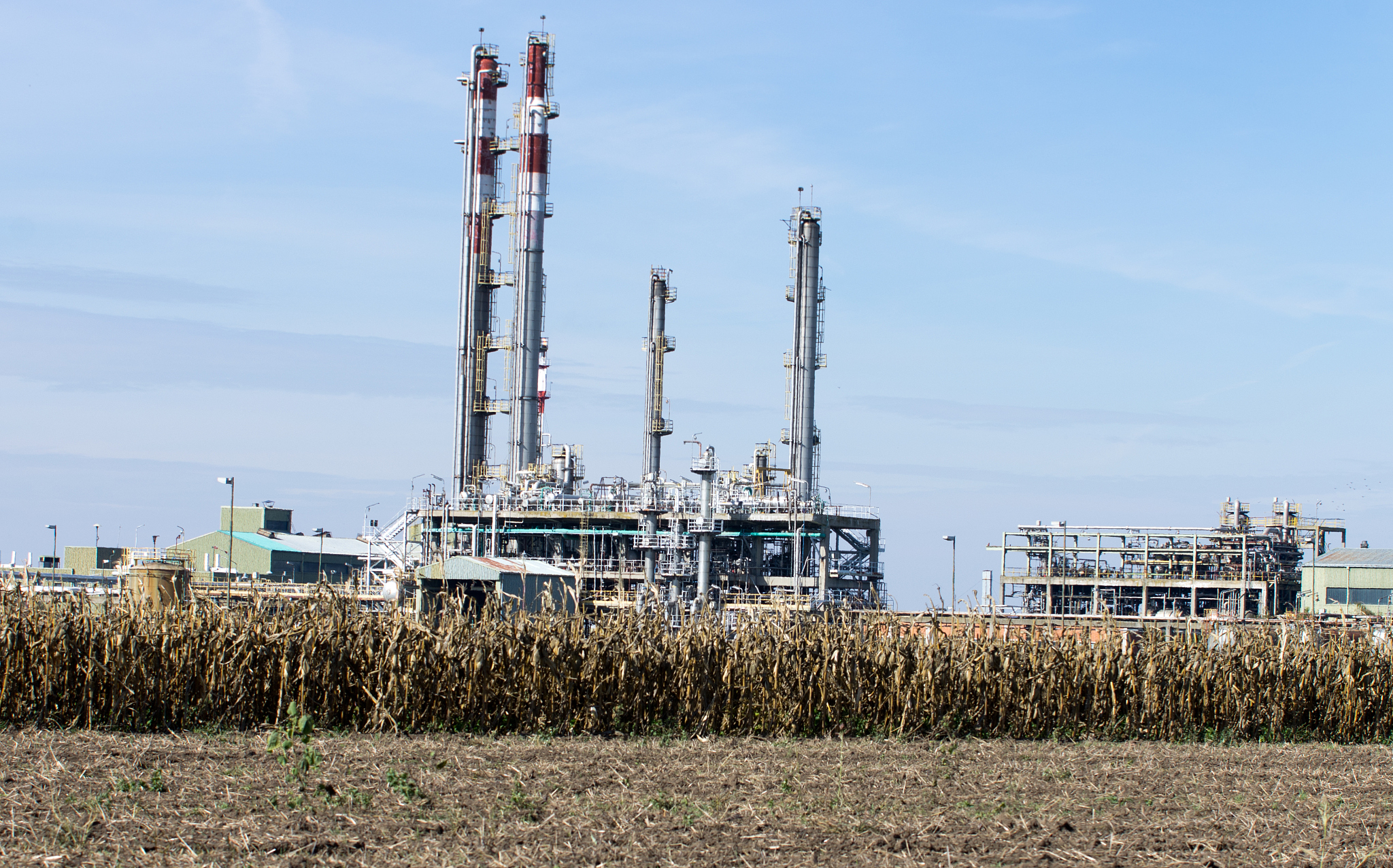 南充石油化工职业学校招生要求 - 培养石油化工专业人才的摇篮