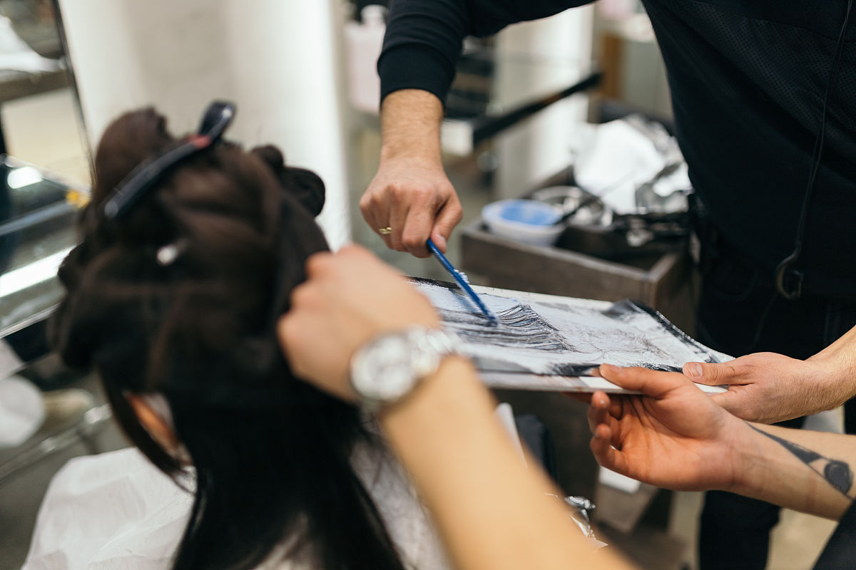 从这几个方面可判断出昆明美发与形象设计专业哪个学校好