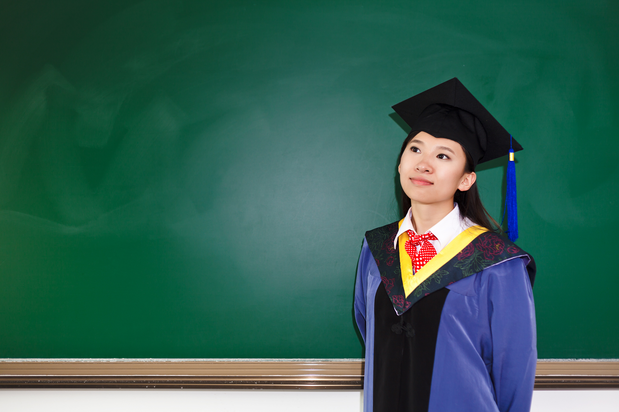 襄阳铁路工业学校2023年招生简章 - 培养铁路工程技术人才的摇篮