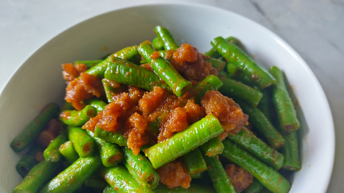 蒜薹炒肉,家常美味,简单上手!