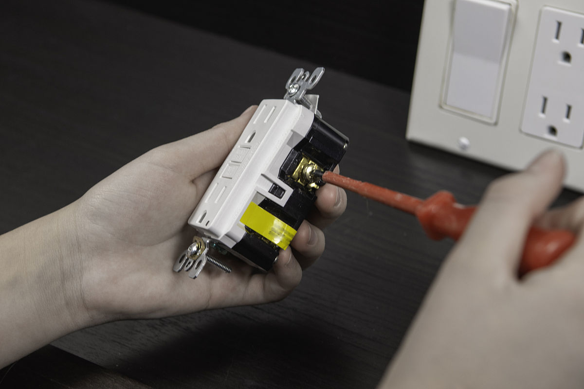 遥控器坏了怎么办