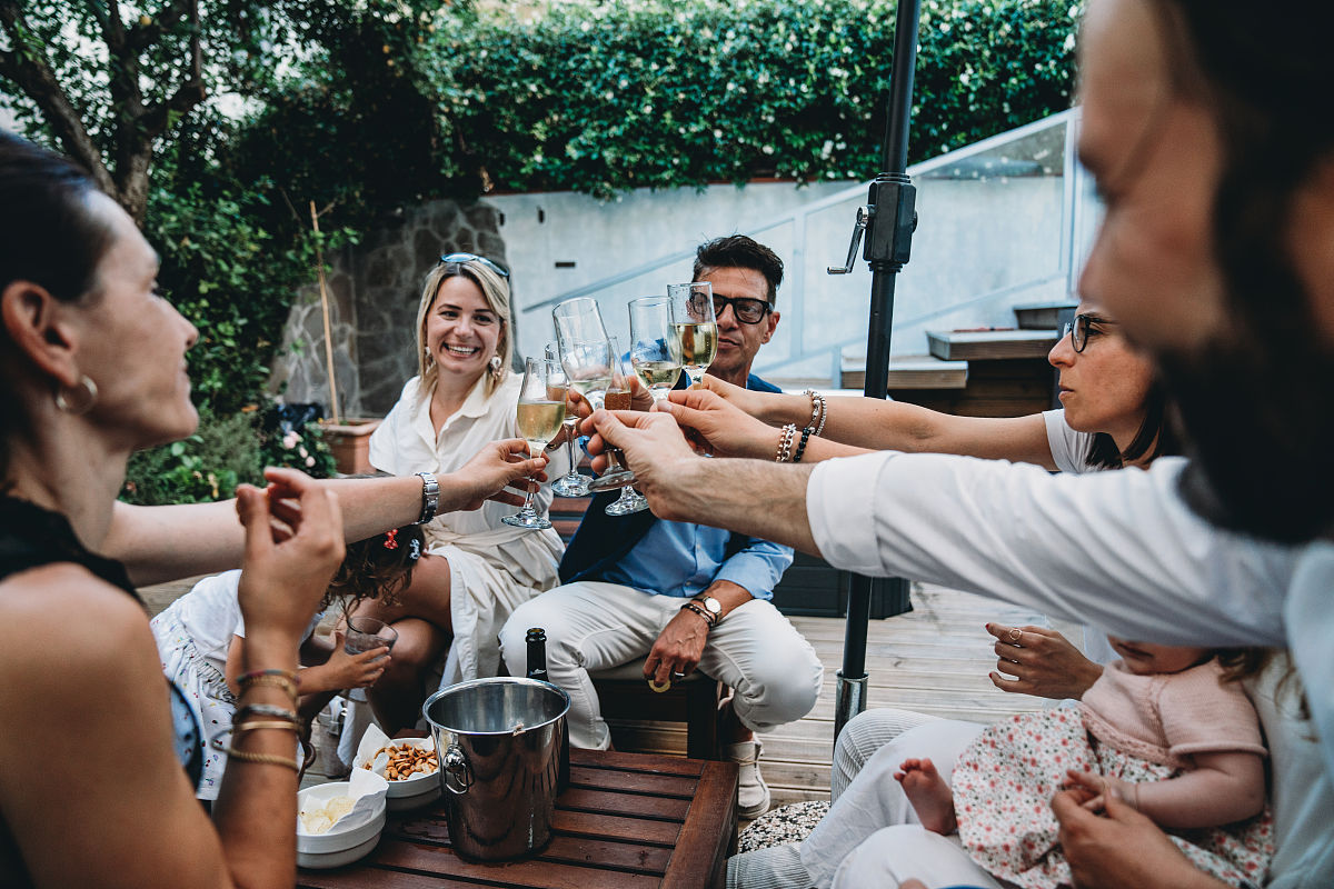 微信群友不积极喝酒怎么办列出方法