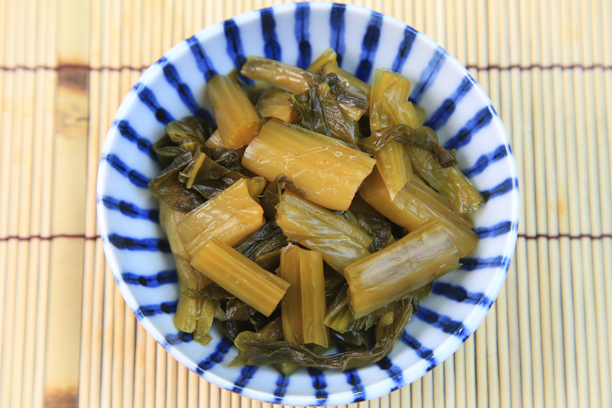 关于浙江名菜霉菜梗要文艺一点200到300字左右